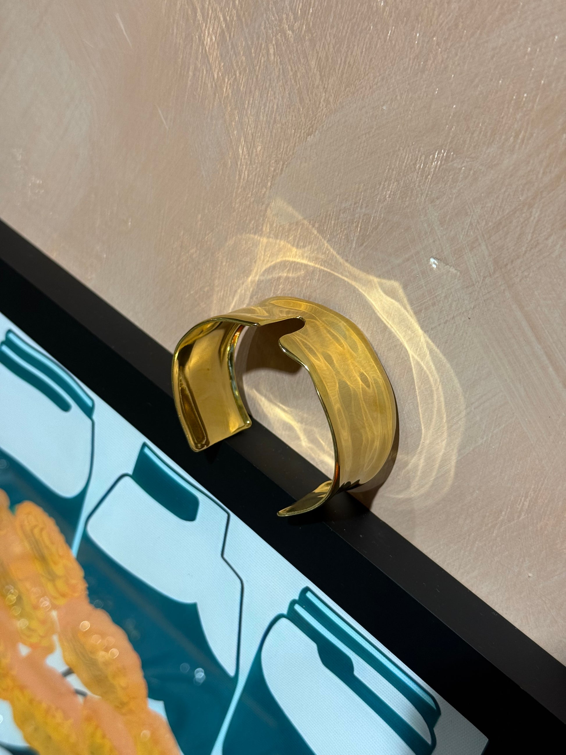 Stainless steel bangle