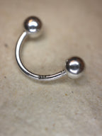 Curved ball back 925 silver earring