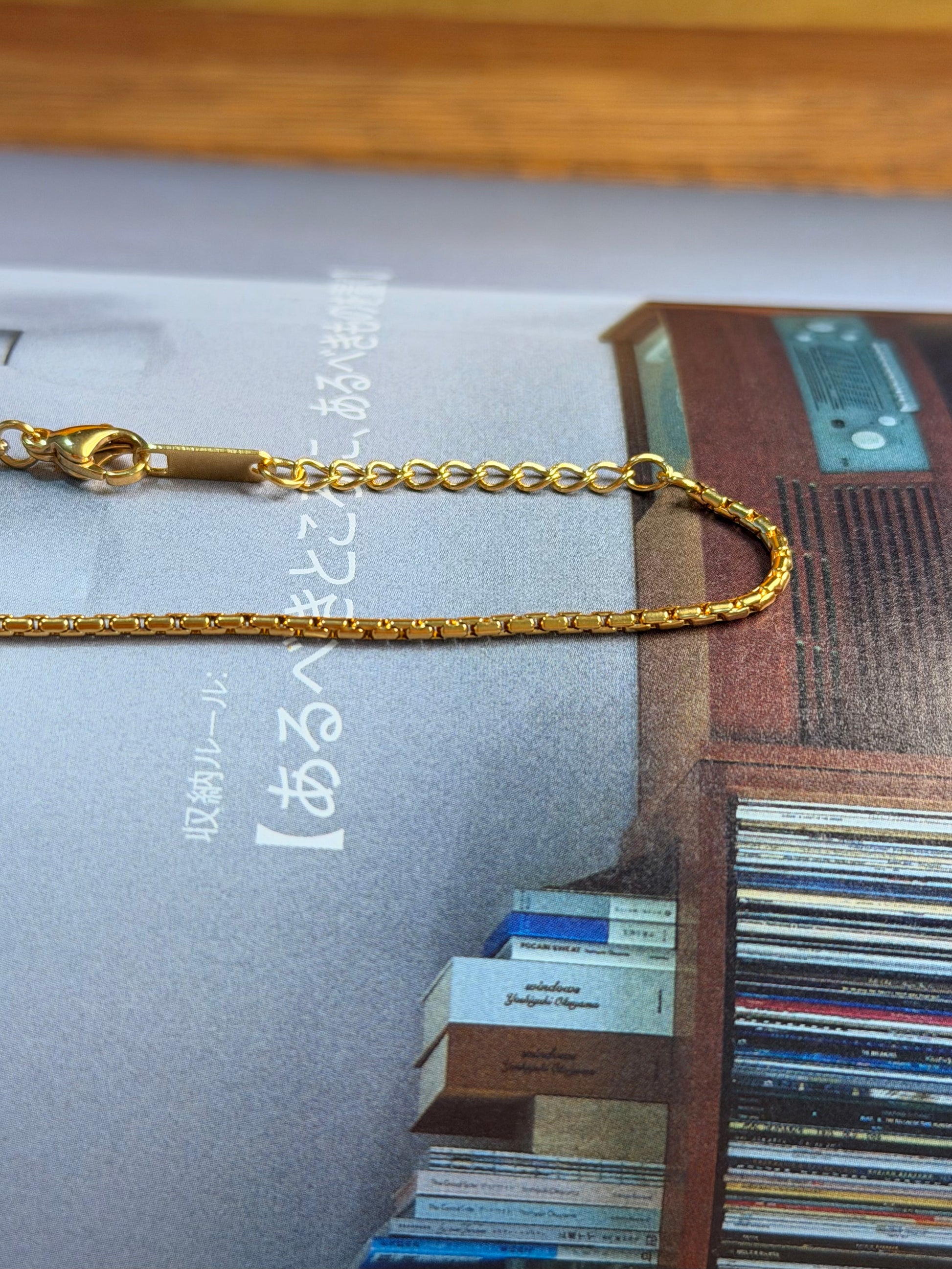 Stainless steel golden bracelet