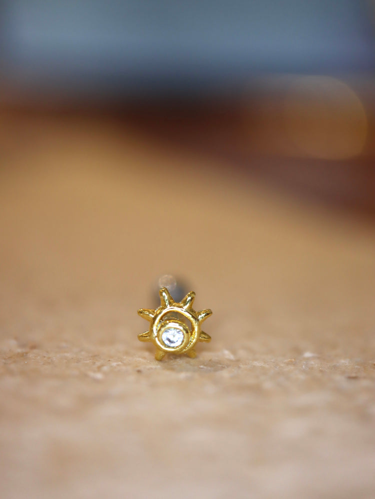 Mini sun ☀️ surgical steel stud piercing earring