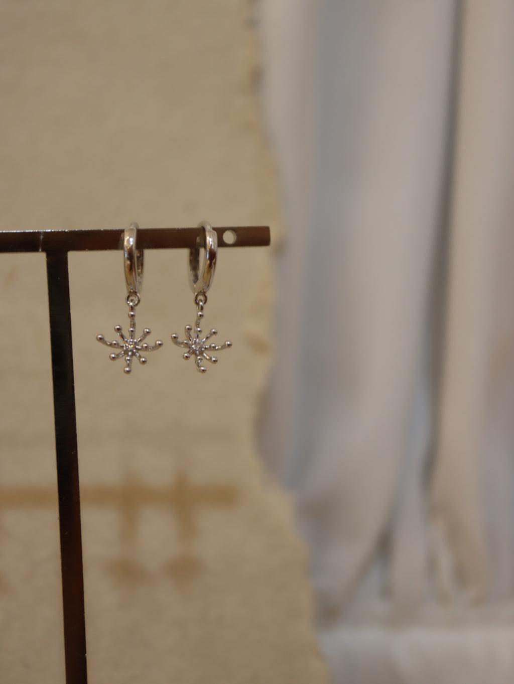 Starburst 925 silver hoop earrings