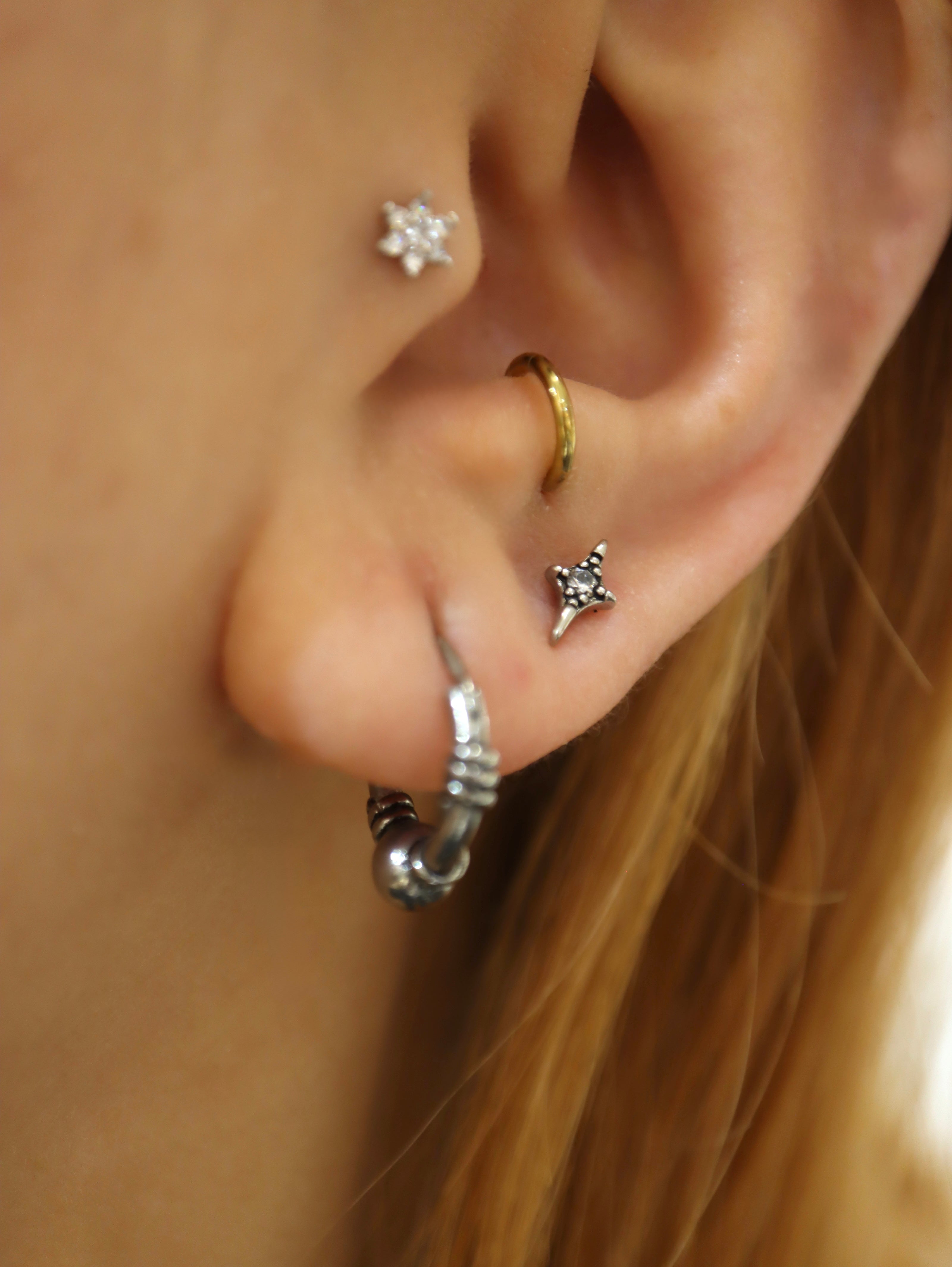 ✨ sparkle surgical steel stud piercing