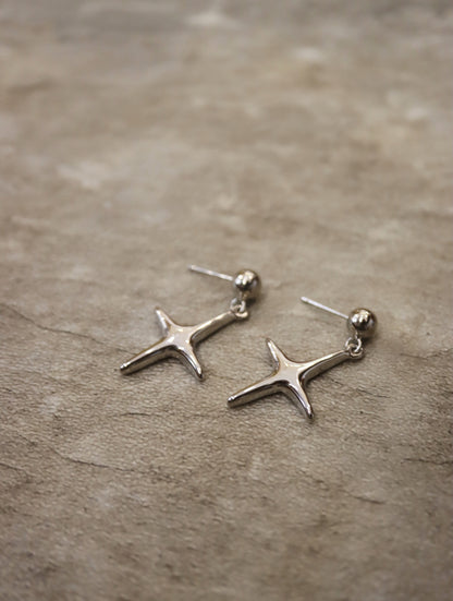 Drop star brass earrings