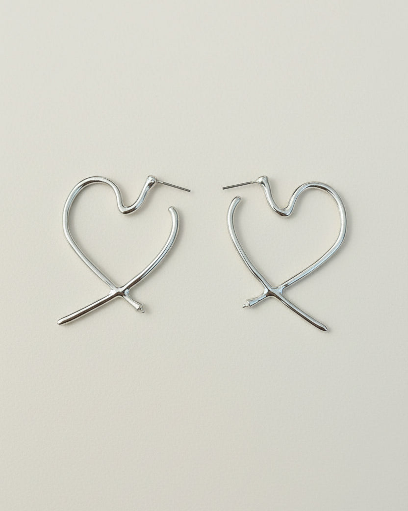 Hallow heart earrings