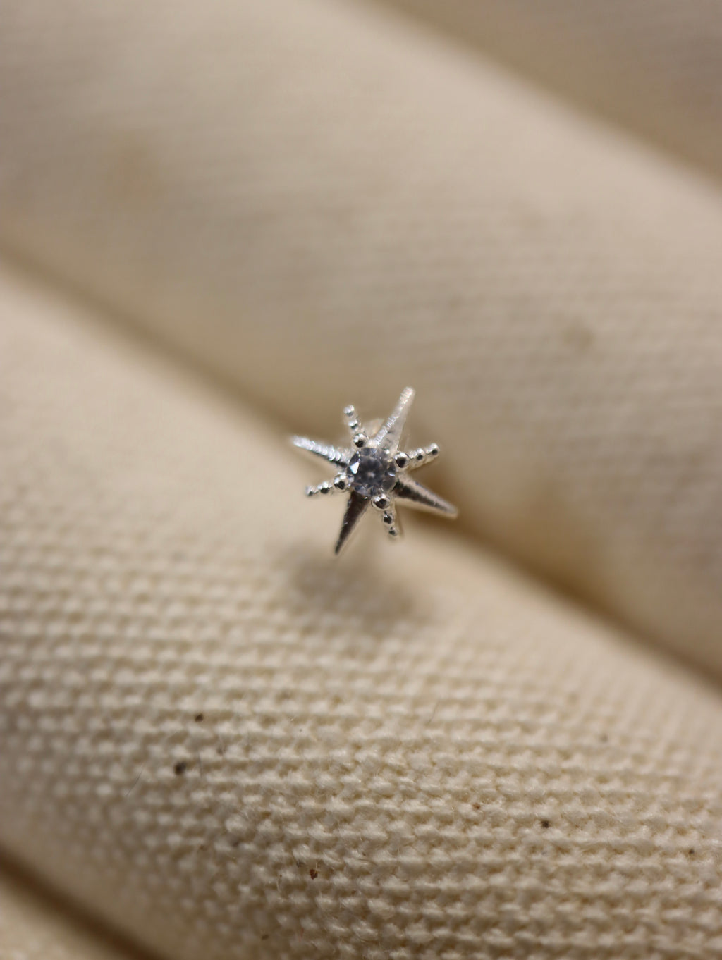 Mini starburst 925 silver stud piercing (1pc)