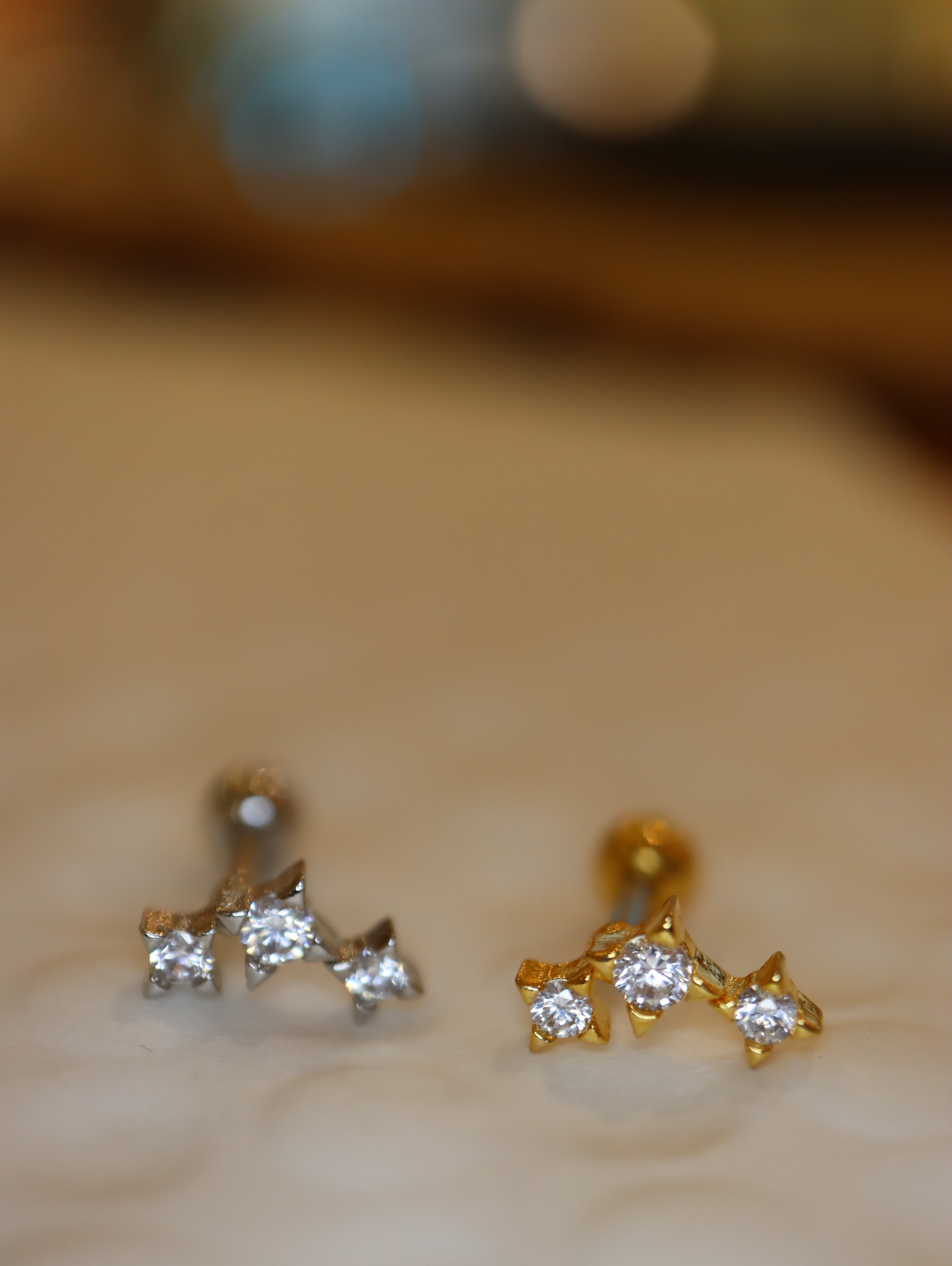 Triple rhombus surgical steel piercing earring (1pc)