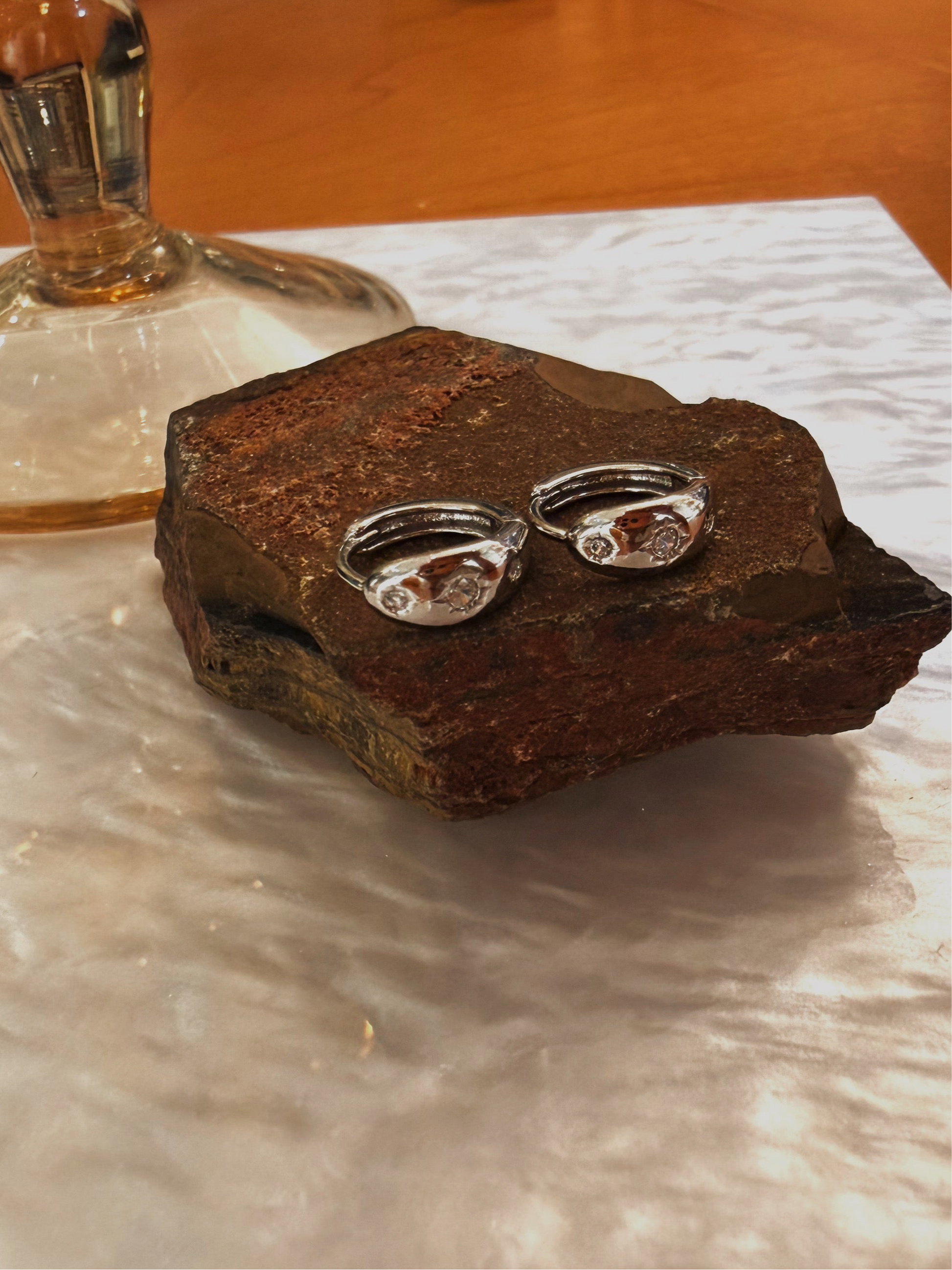 Silver925 sparkle cz hinged earrings
