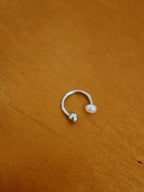 Pearl two way surgical steel piercing (1pc)