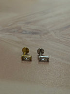 Rectangular cz threadless stud piercing