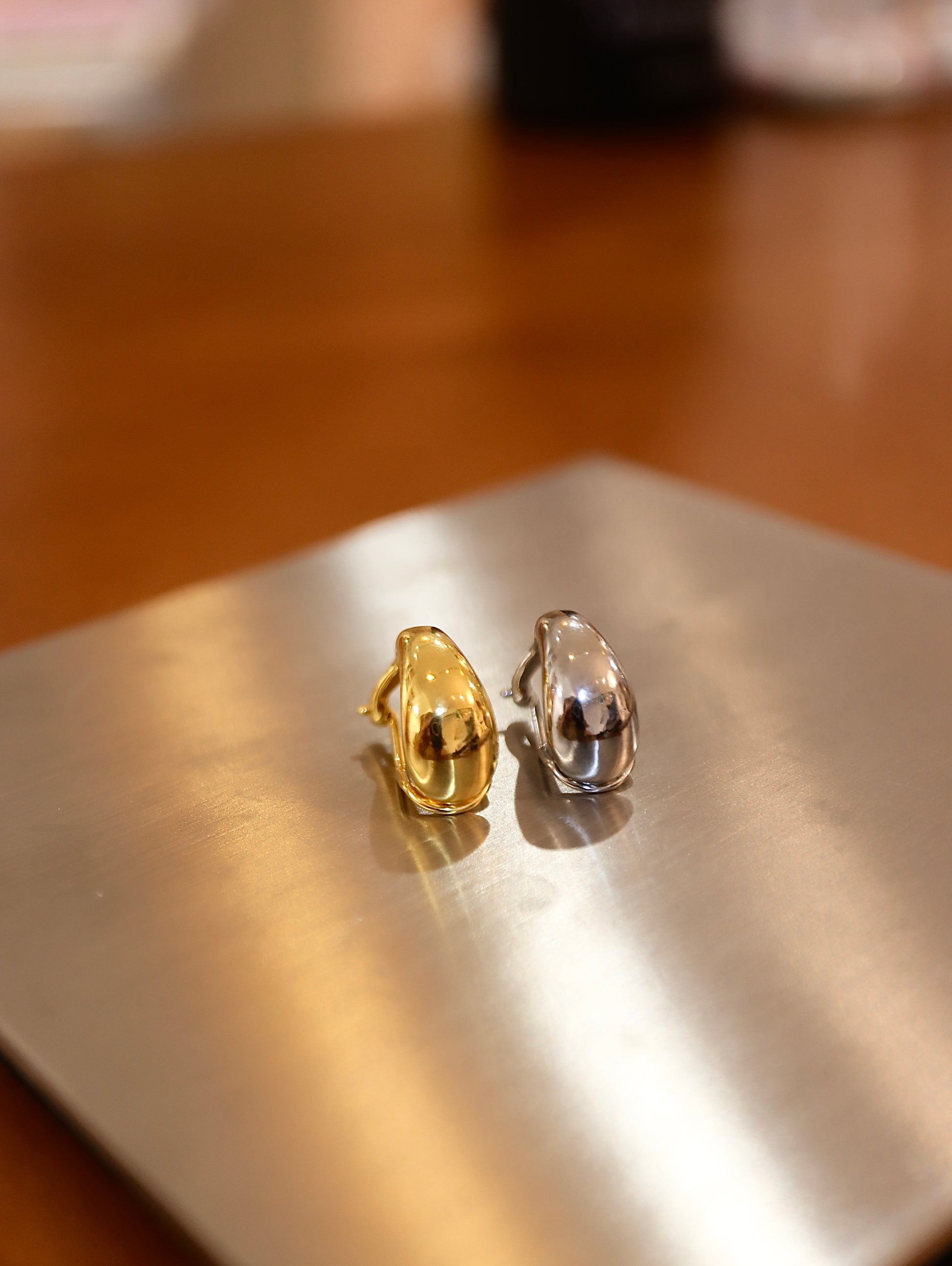 Unisex earclip (1pc)