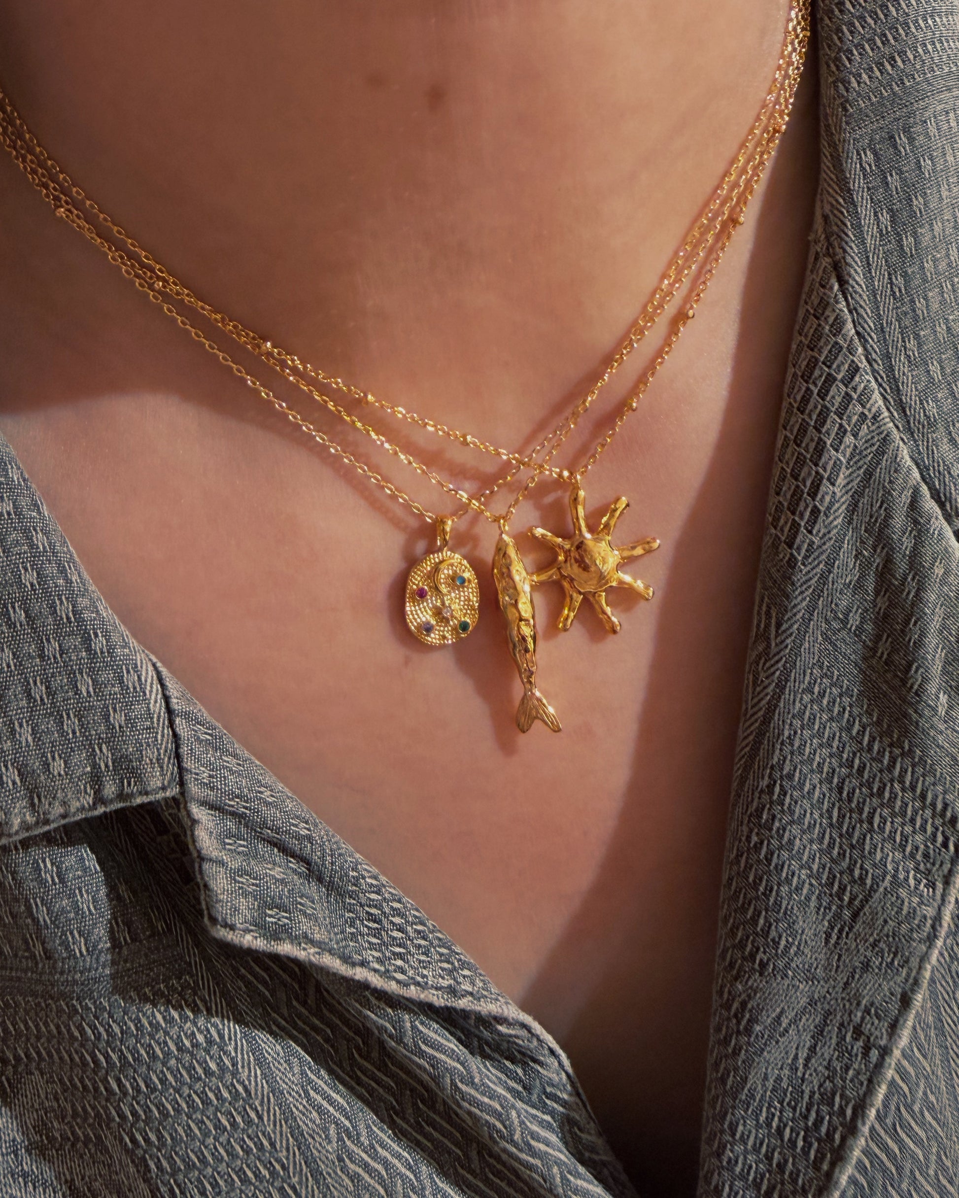 Coin oval necklace