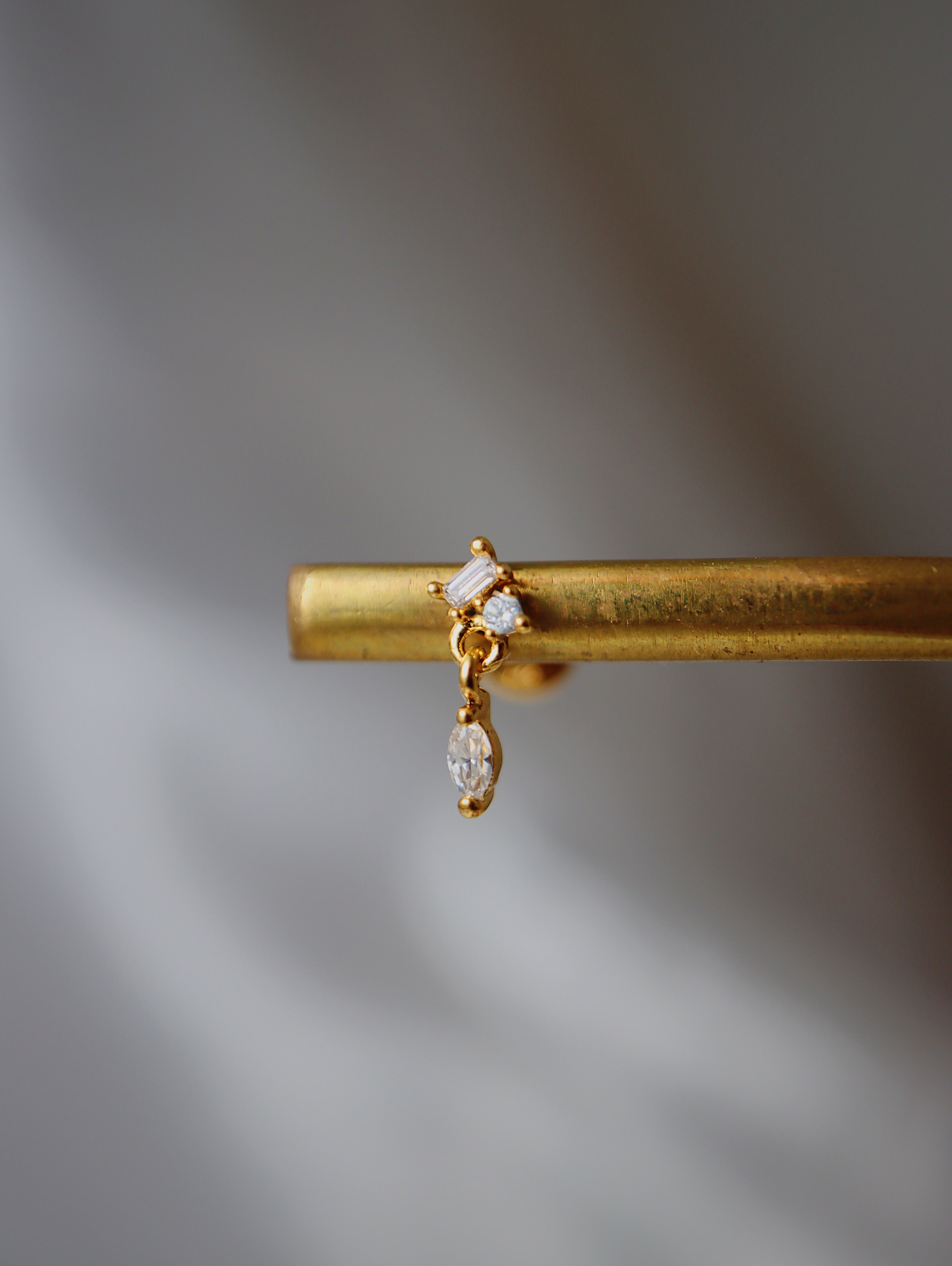 Drop cz flat back s925 piercing