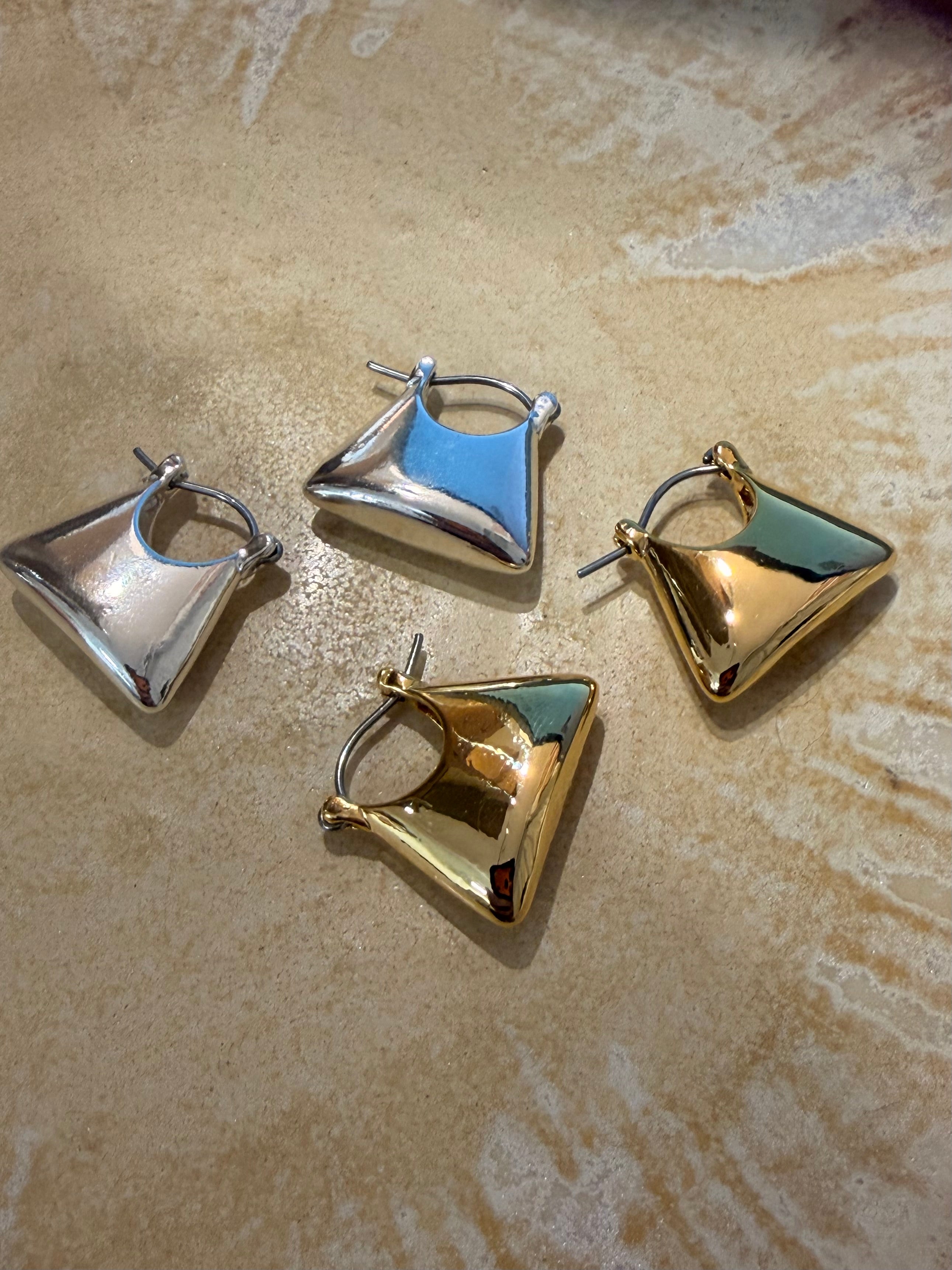 Brass earrings 01