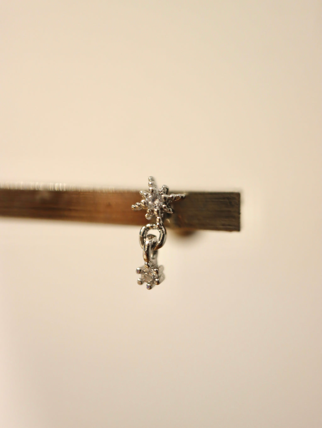 Sparkle drop surgical steel 316L stud piercing