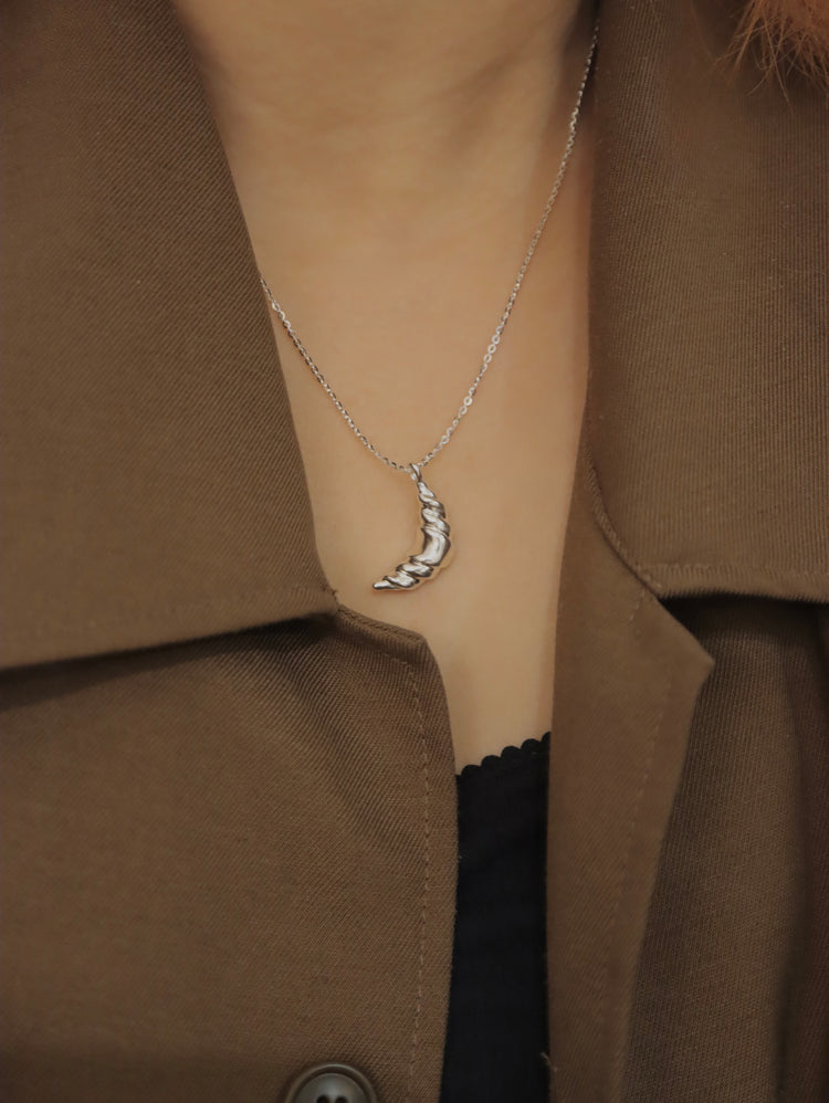 Croissant 925 silver long necklace