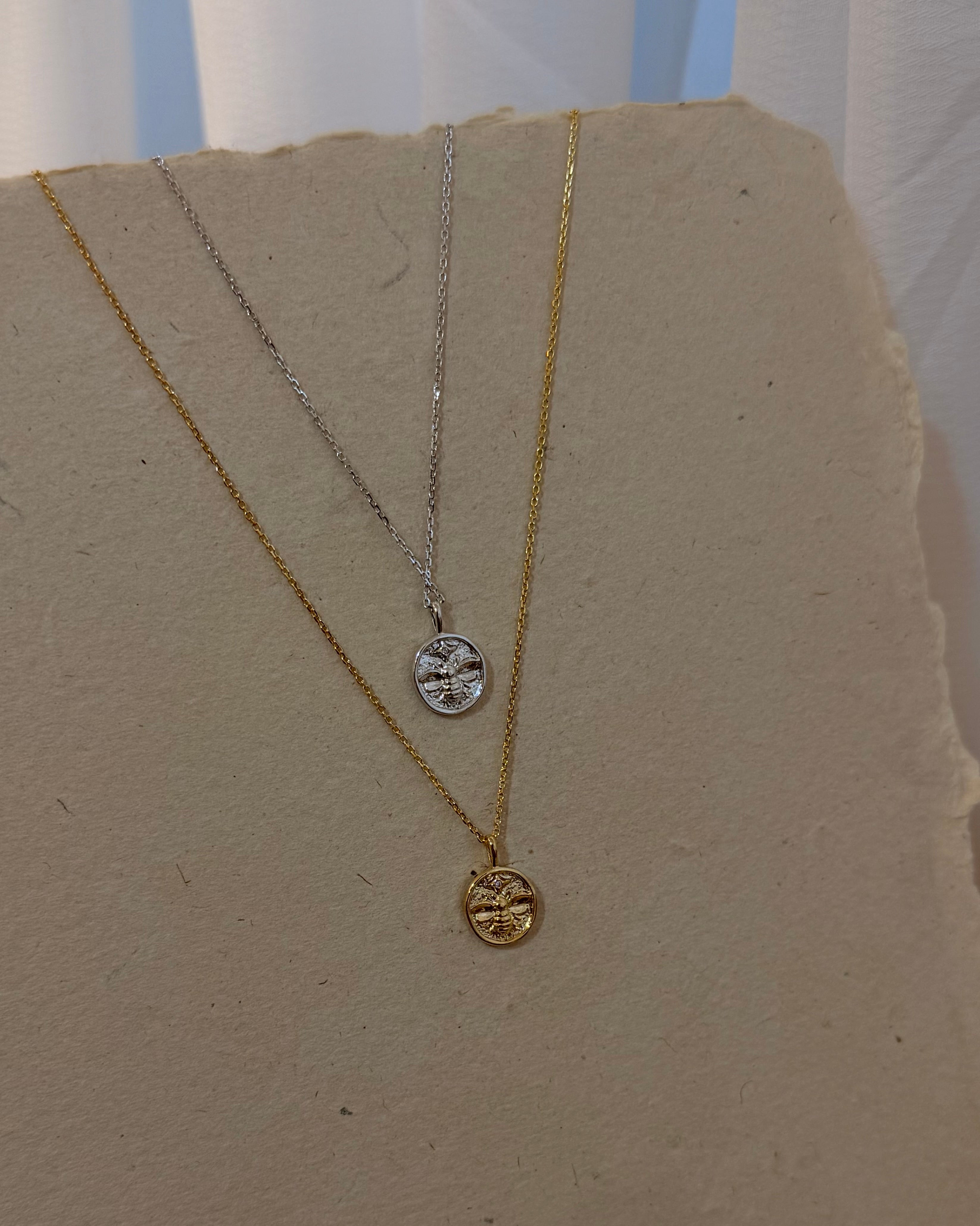 Bee coin 925 silver necklace