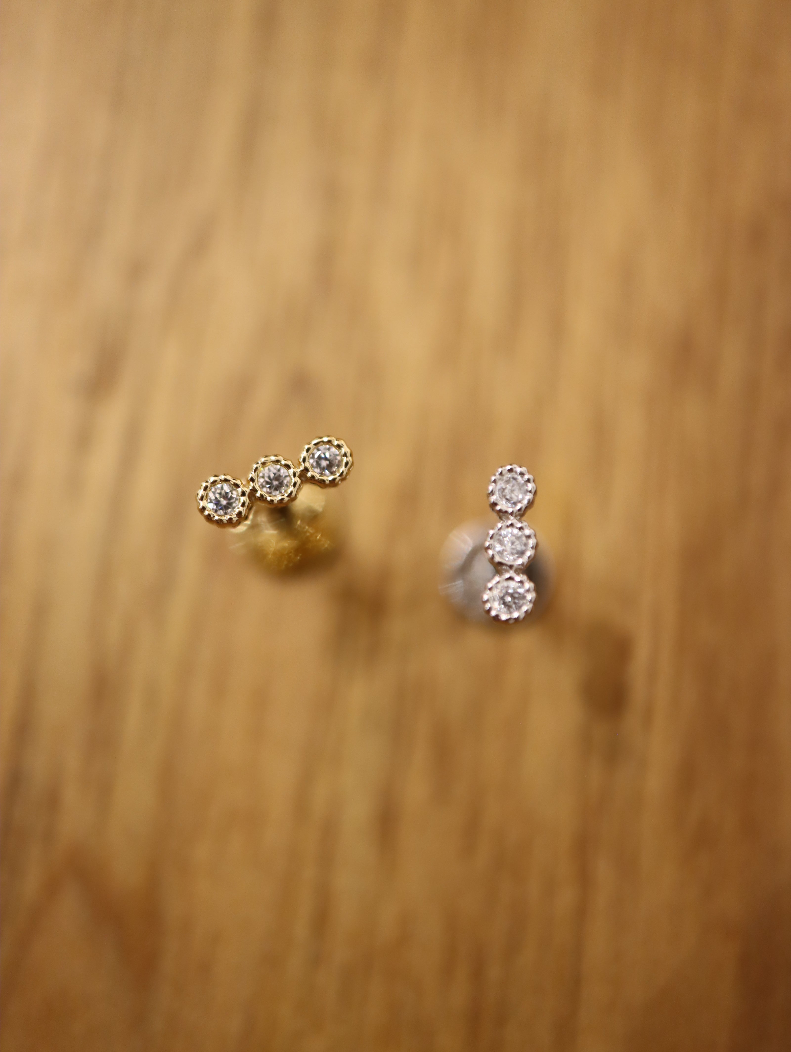 Triple cz flat back 925 silver piercing