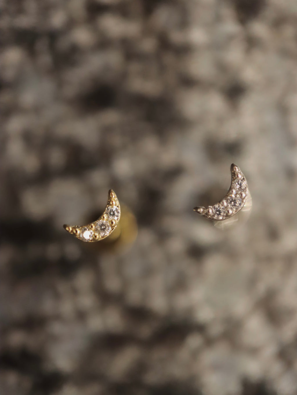 Mini crescent flat back 925 silver piercing