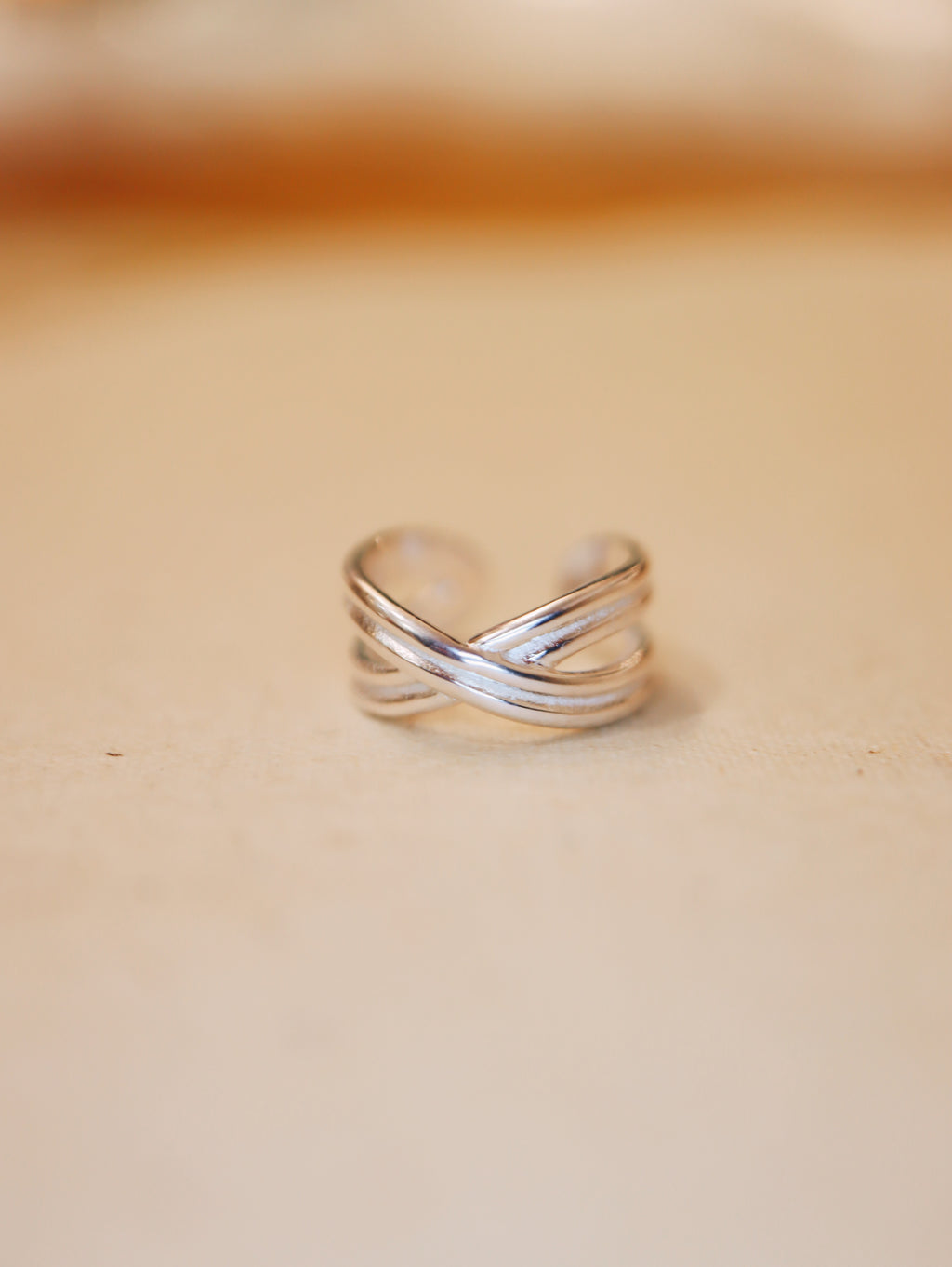 Crisscross 925 silver Earcuff