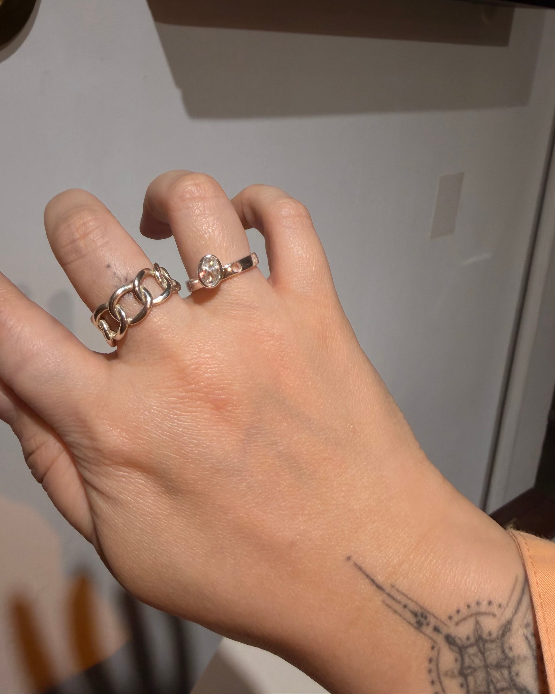 Interlock 925 silver ring