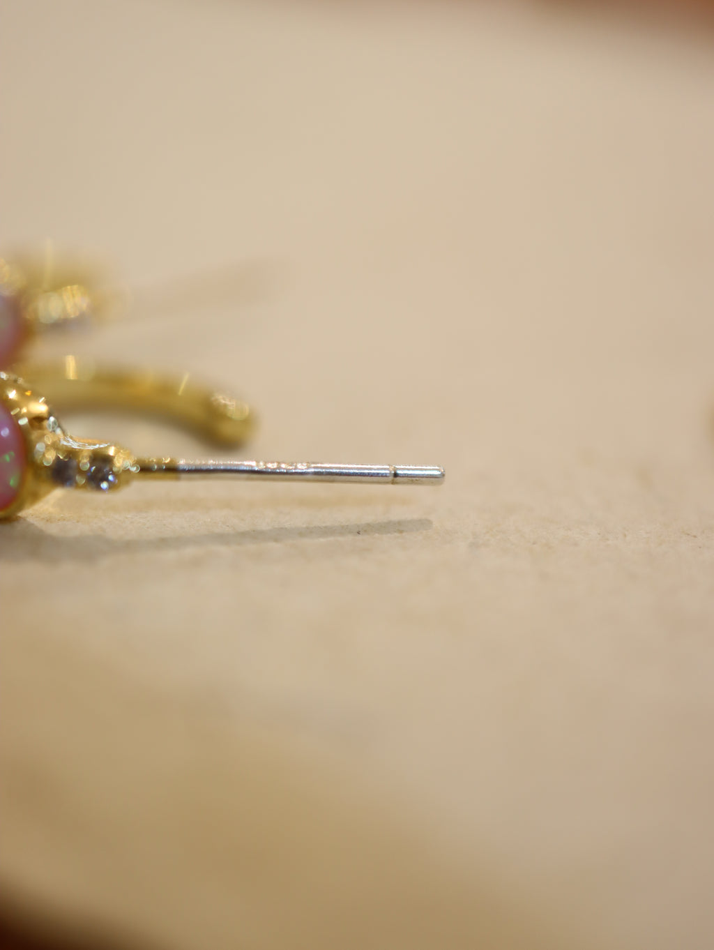 Round stone cz earrings