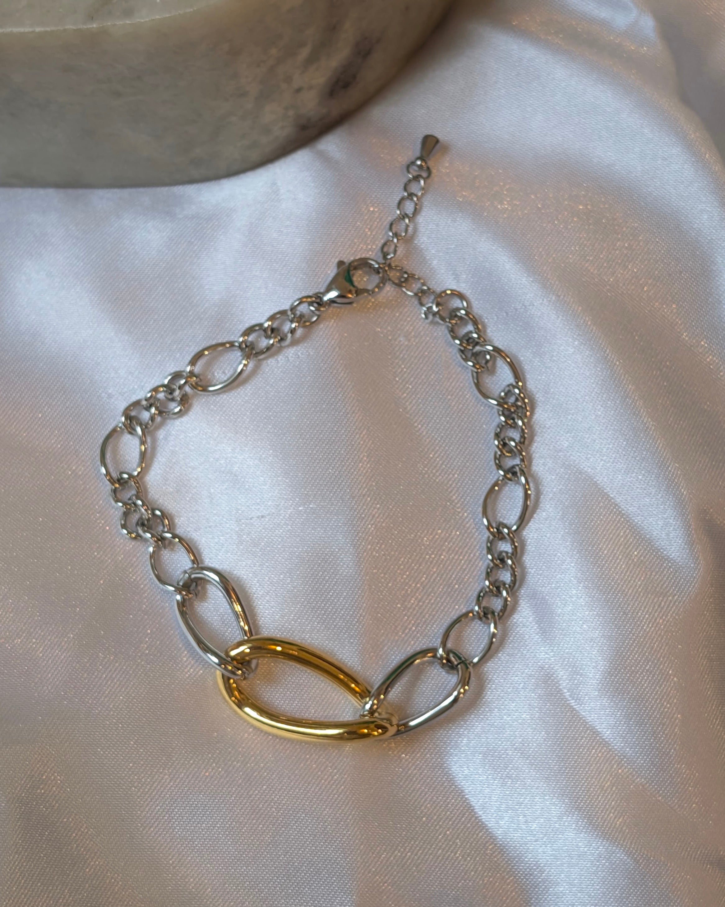 Mix tone interlock stainless steel bracelet