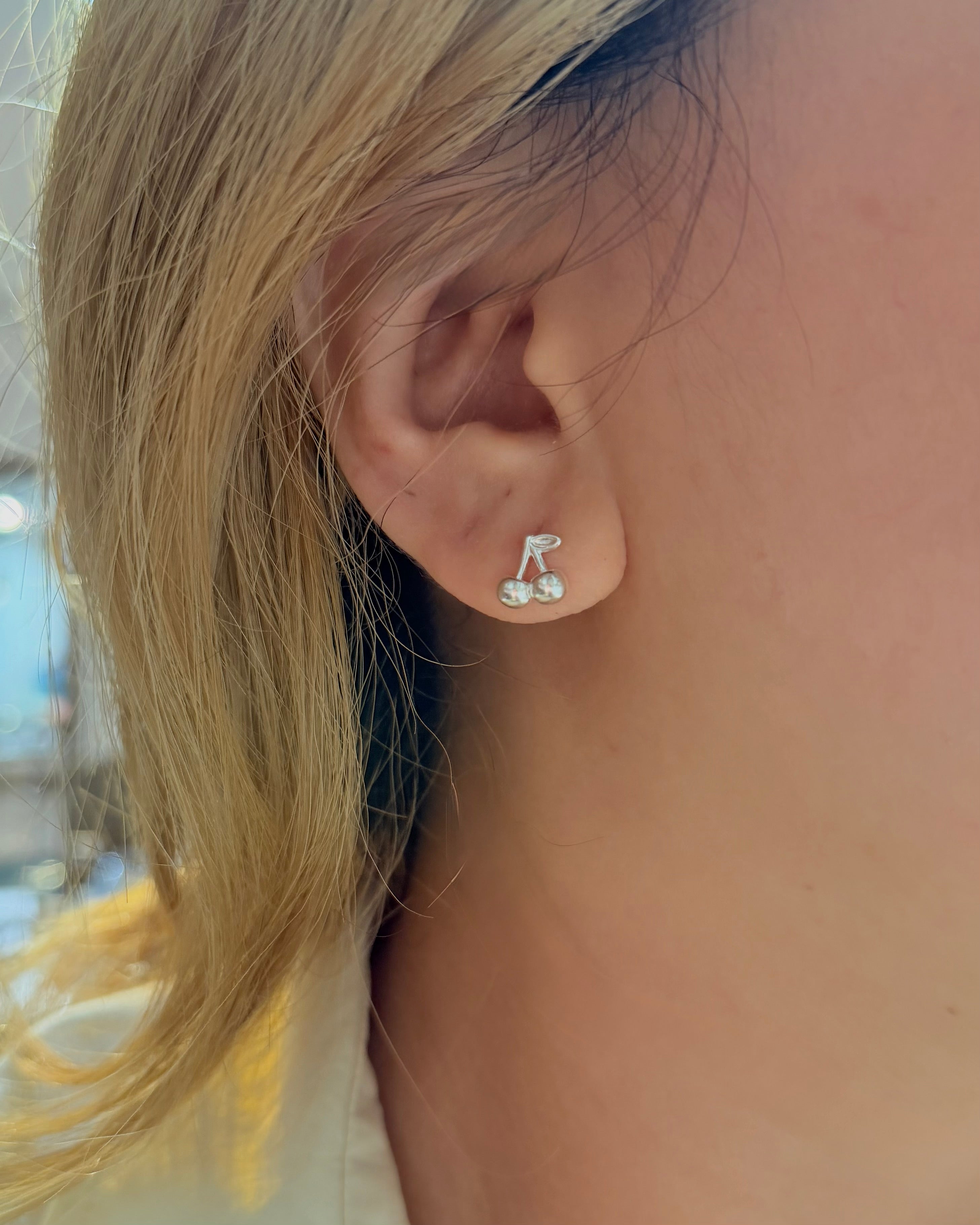 Lucent Cherry Stud 925 Silver Earrings