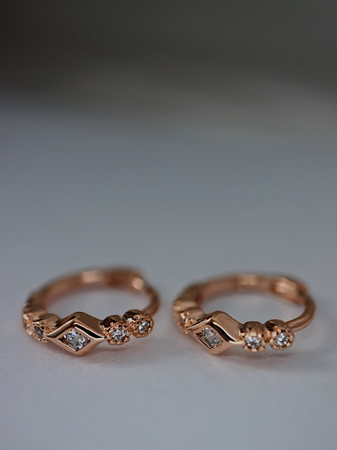 Silver925 cz huggie hoop earrings