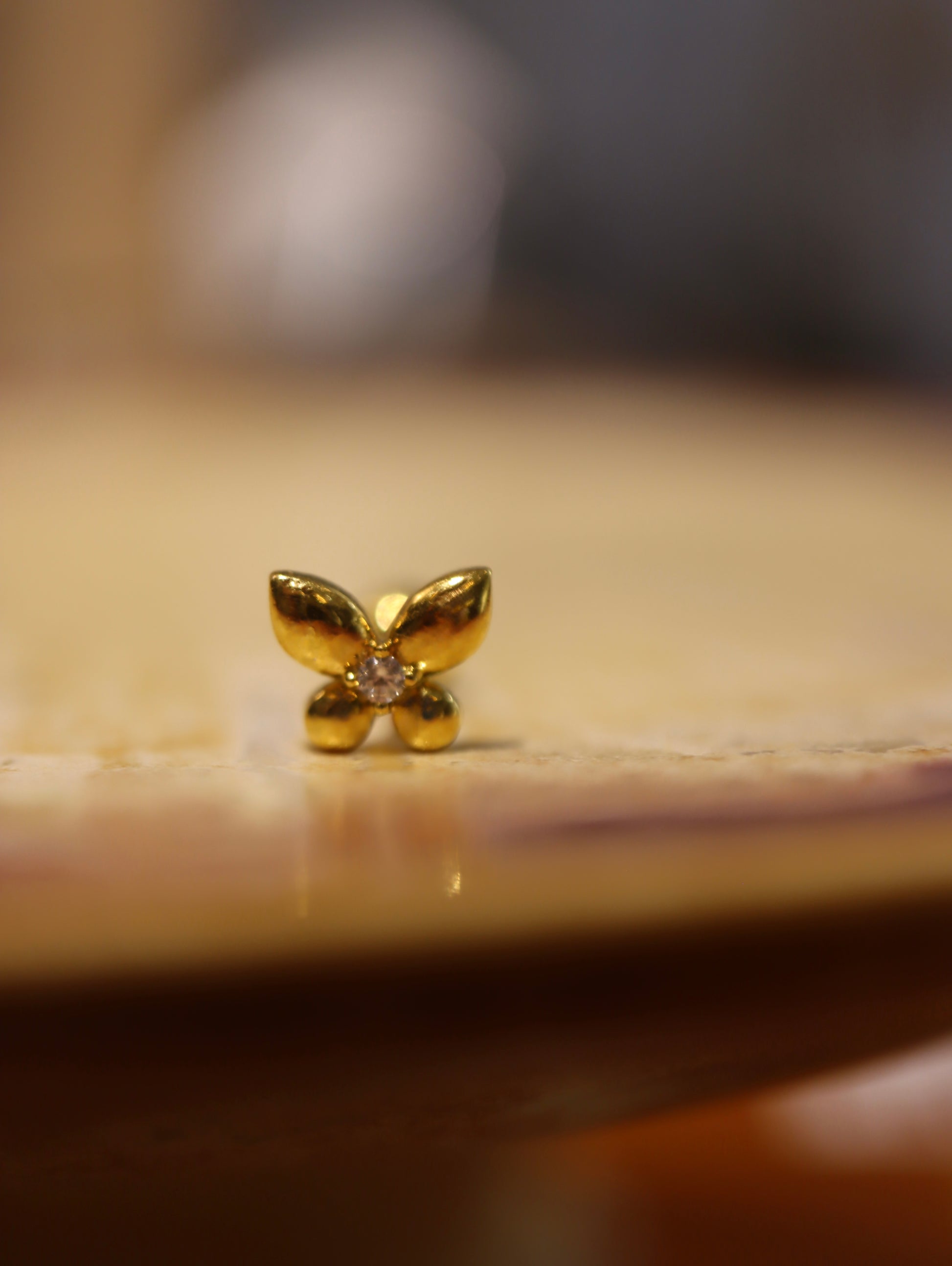 Butterfly shape stud surgical steel piercing (1pc)