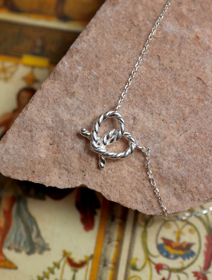 Silver925 pretzel necklace