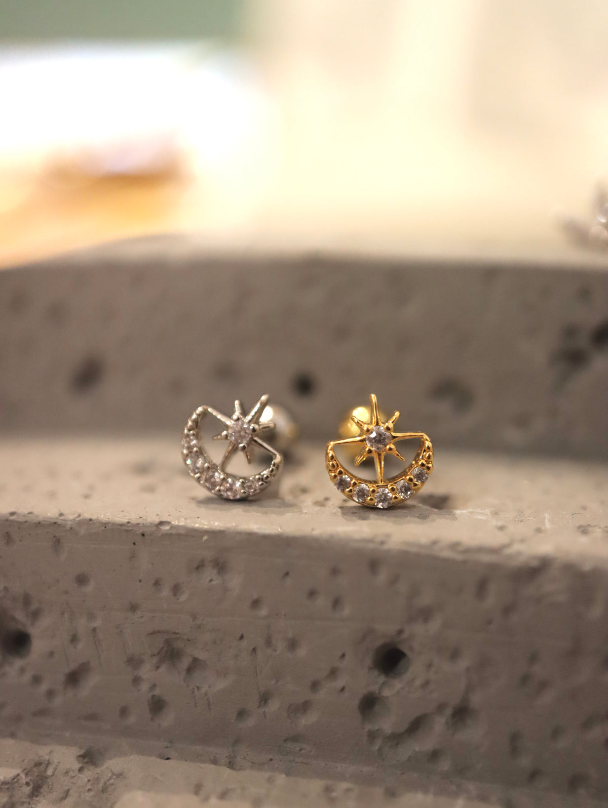 Crescent star stud surgical steel piercing earring (1pc)