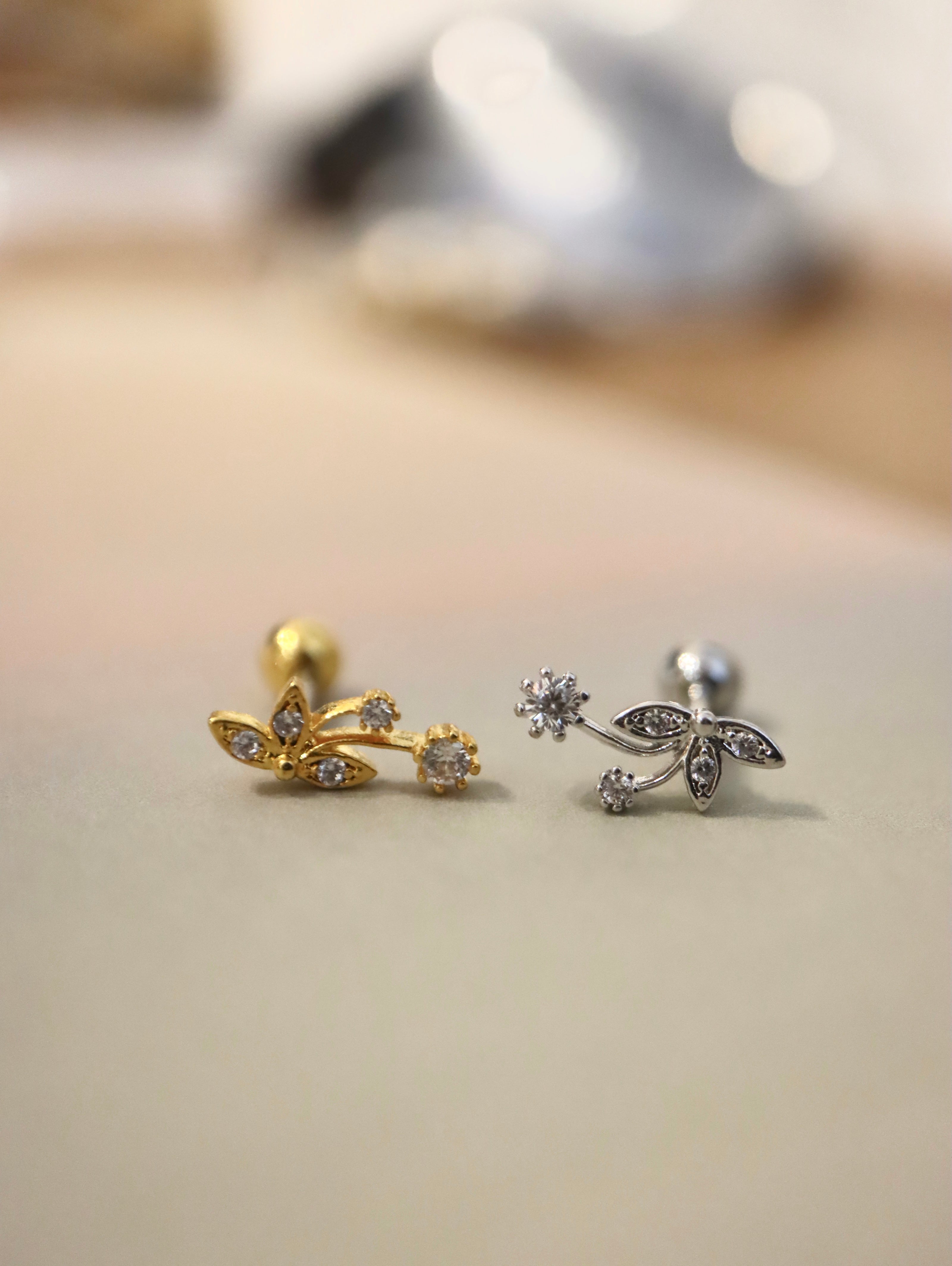 Climber Stud cz piercing earring (1pc)