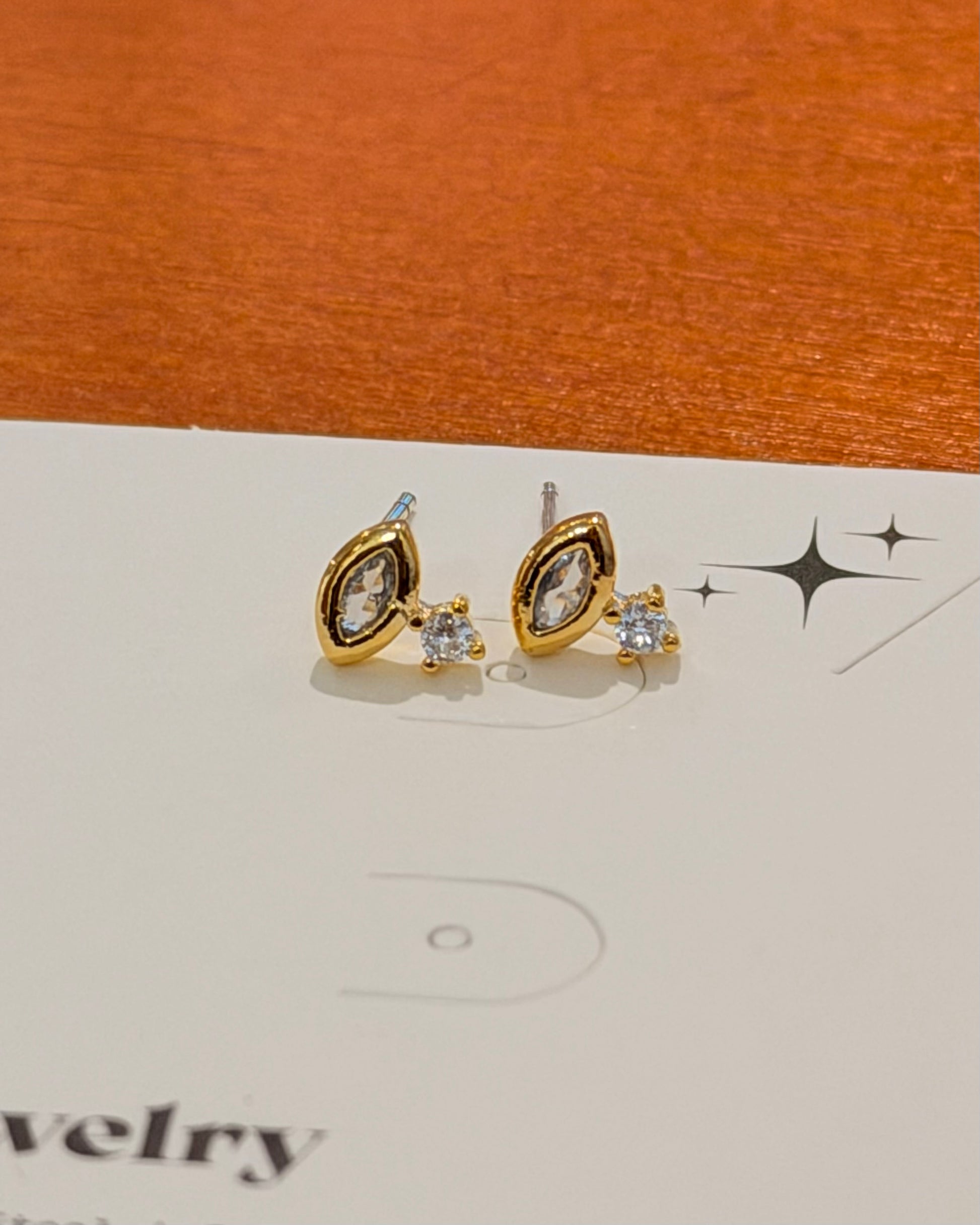 Whisper stud earrings