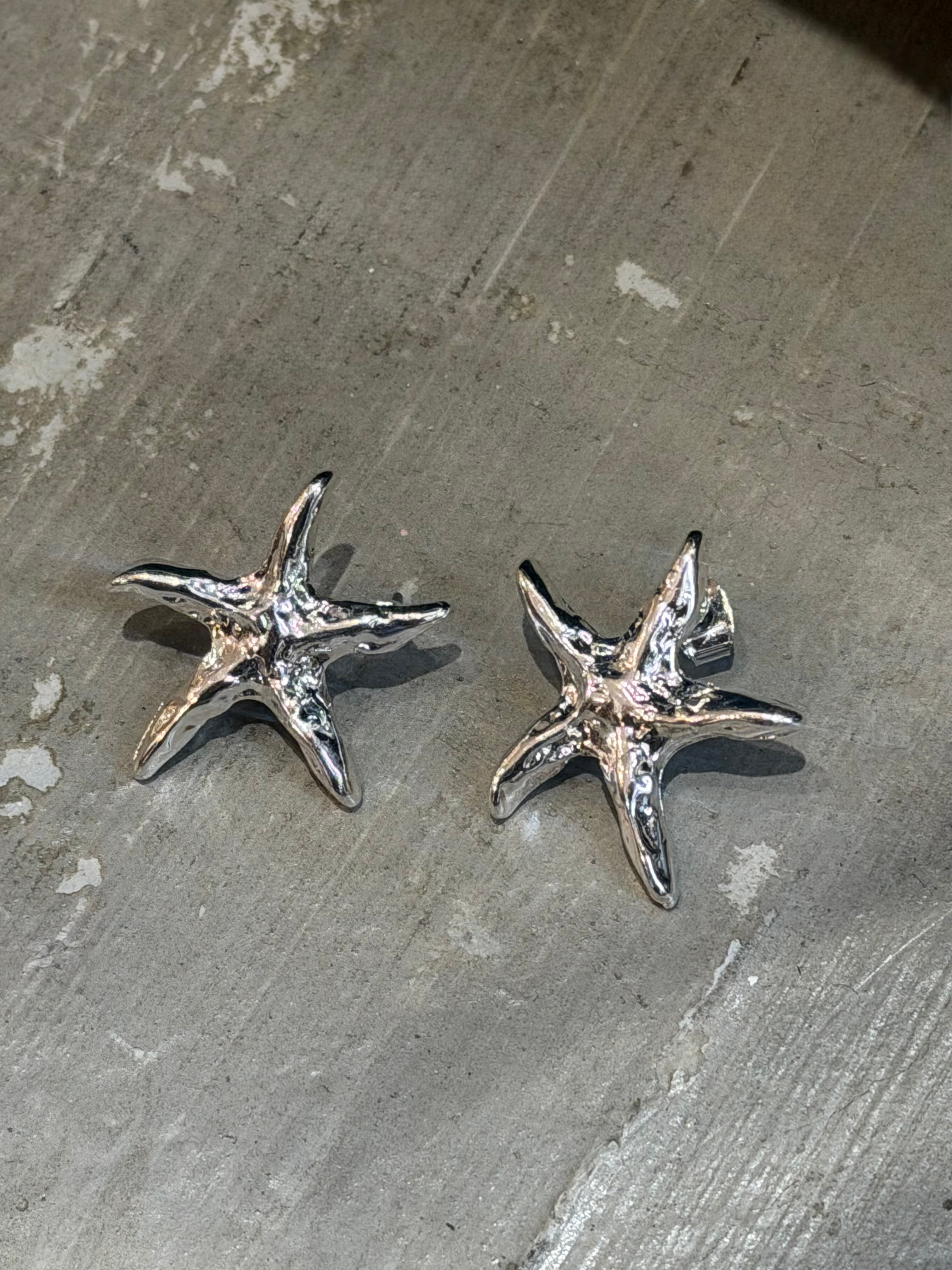 Starfish brass earrings