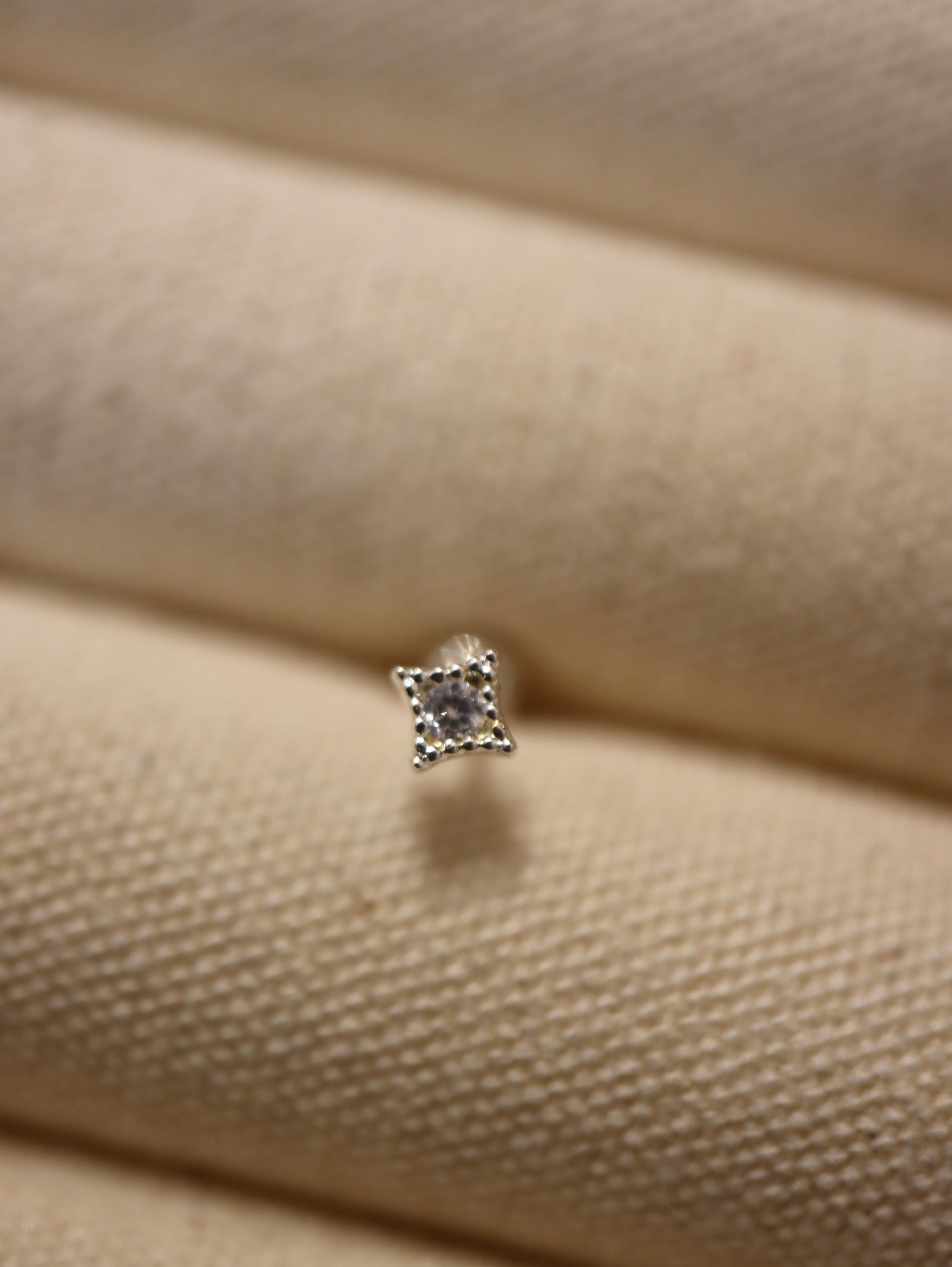 Rhombus cz 925 silver stud earring