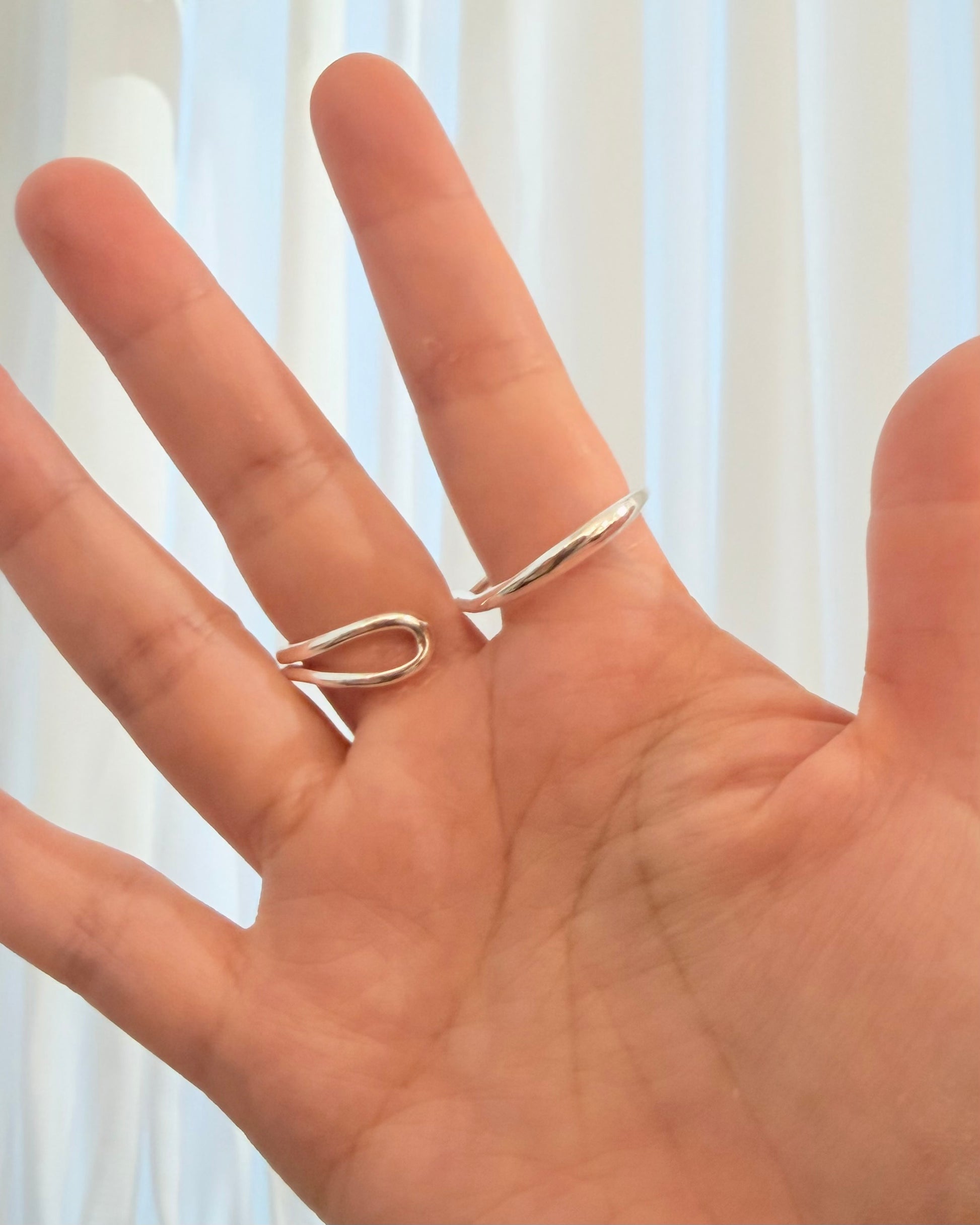 Infinity unisex double finger ring