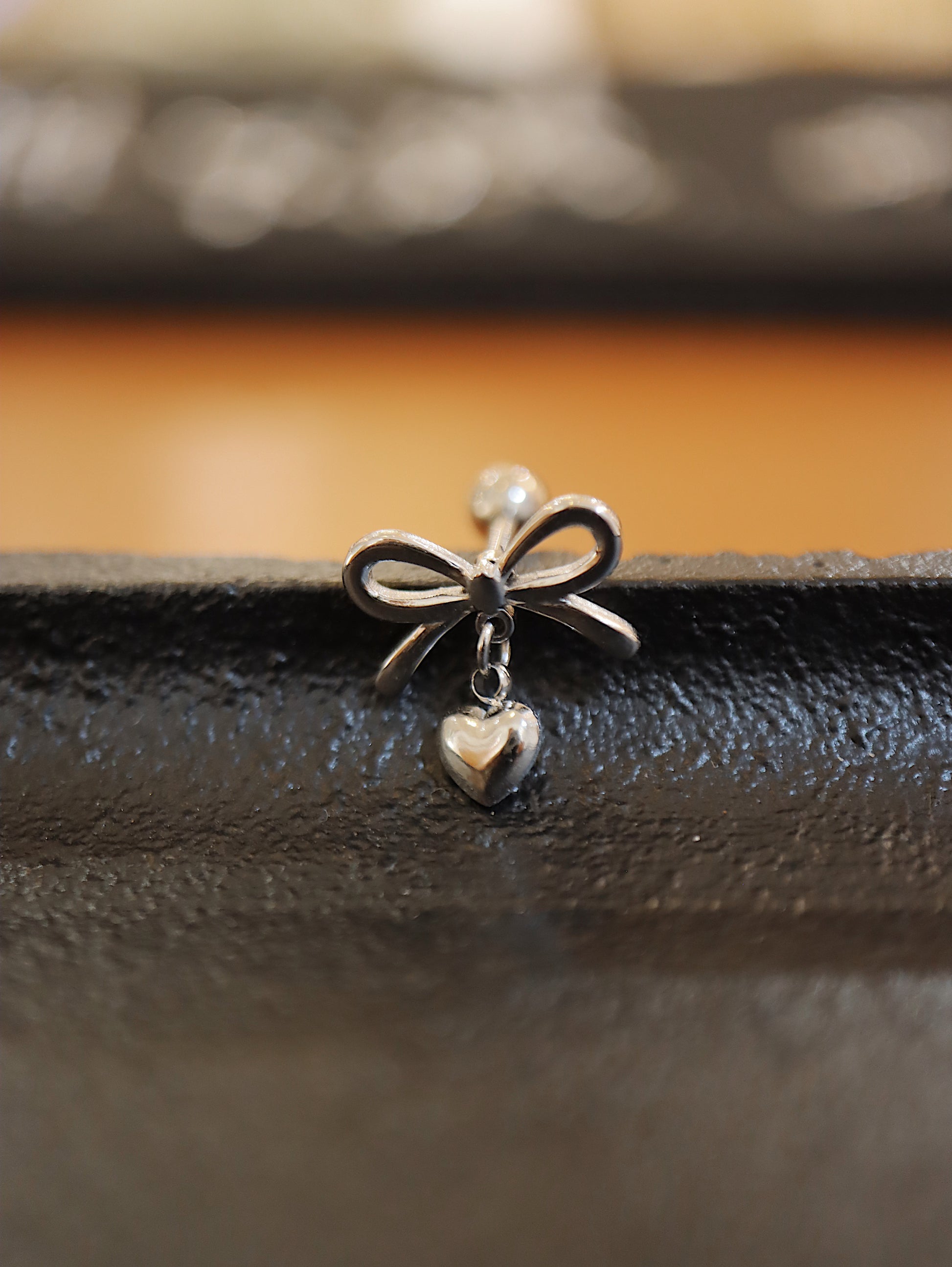 Ribbon surgical steel piercing (heart/pearl)