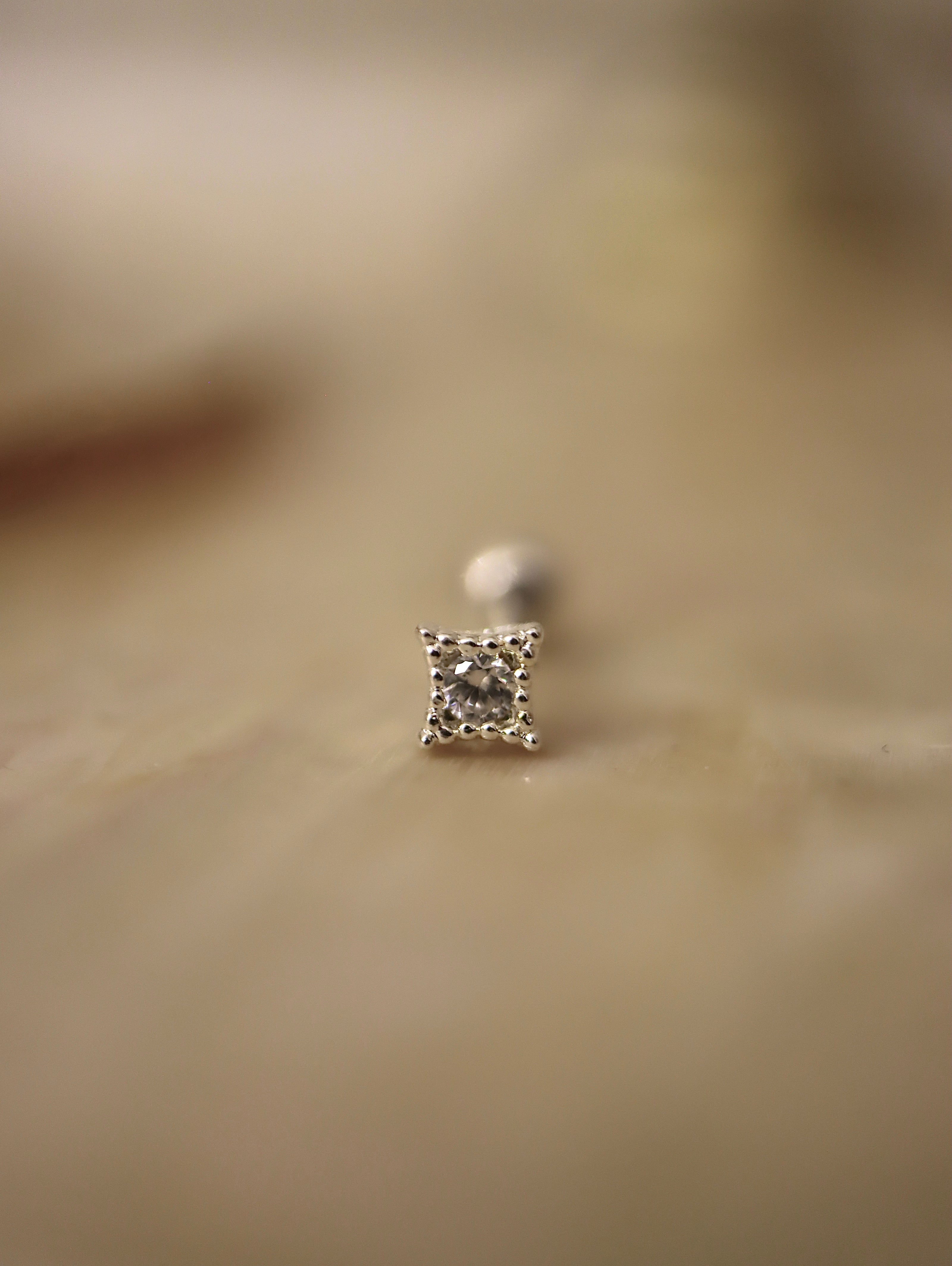 Rhombus cz 925 silver stud earring
