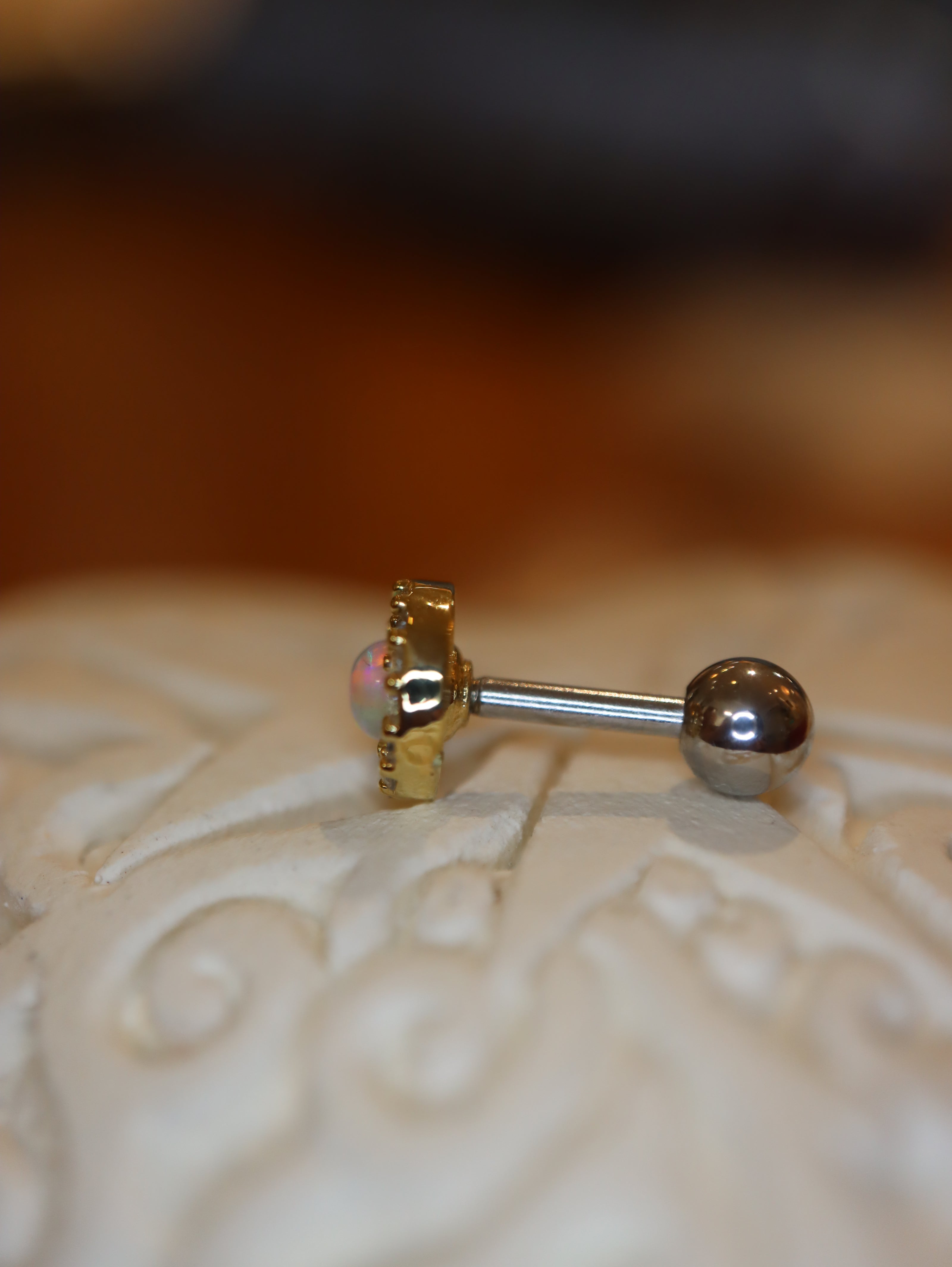 Round cz Opal surgical steel stud piercing (1pc)