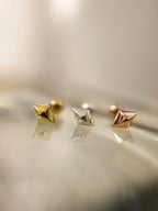 Diamond-shaped stud silver925 piercing earrings