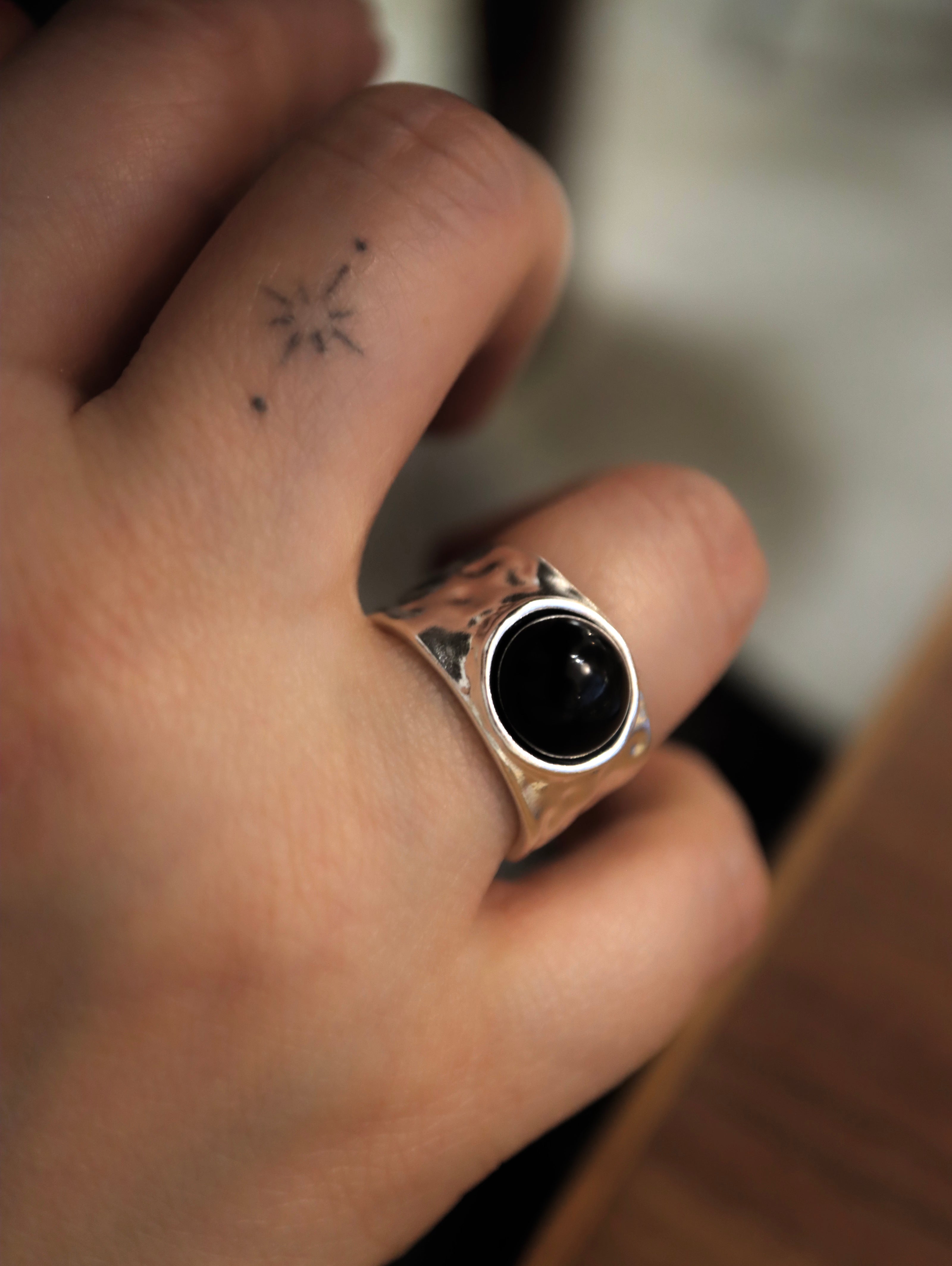 Round onyx 925 silver ring