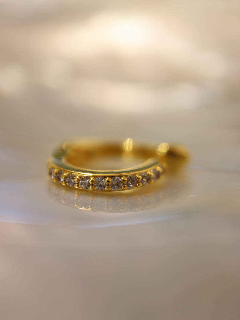Cz sparkle earclip