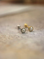 Round pearl stud 925 silver piercing earring (1pc)