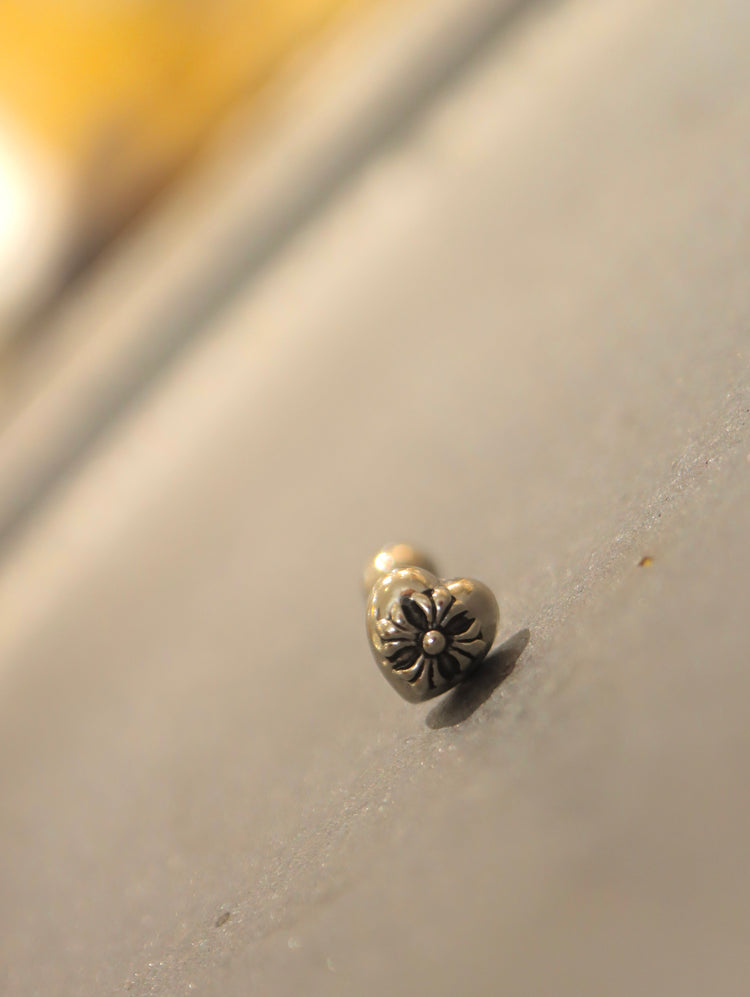 Heart surgical steel 316L stud piercing