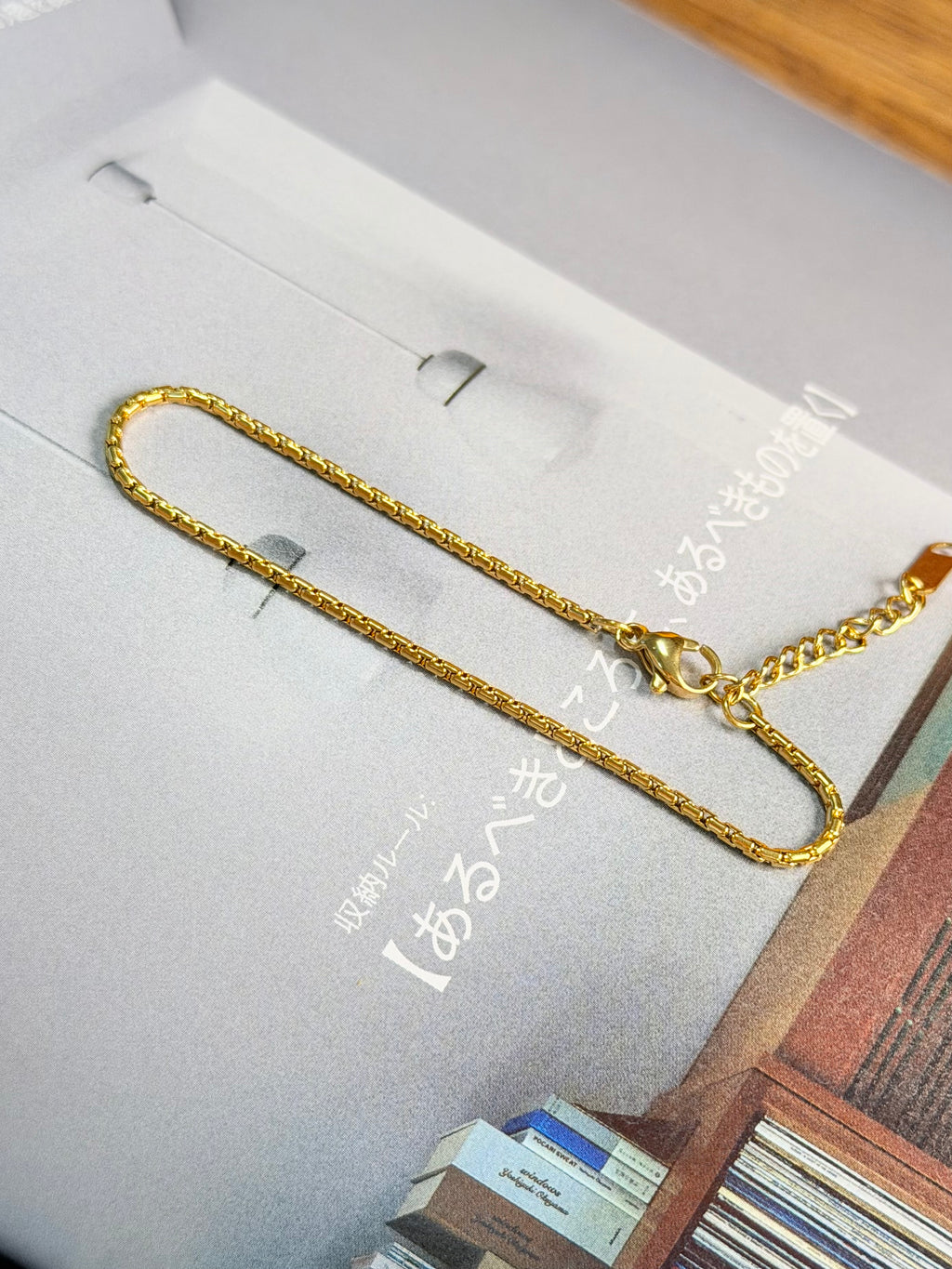 Stainless steel golden bracelet