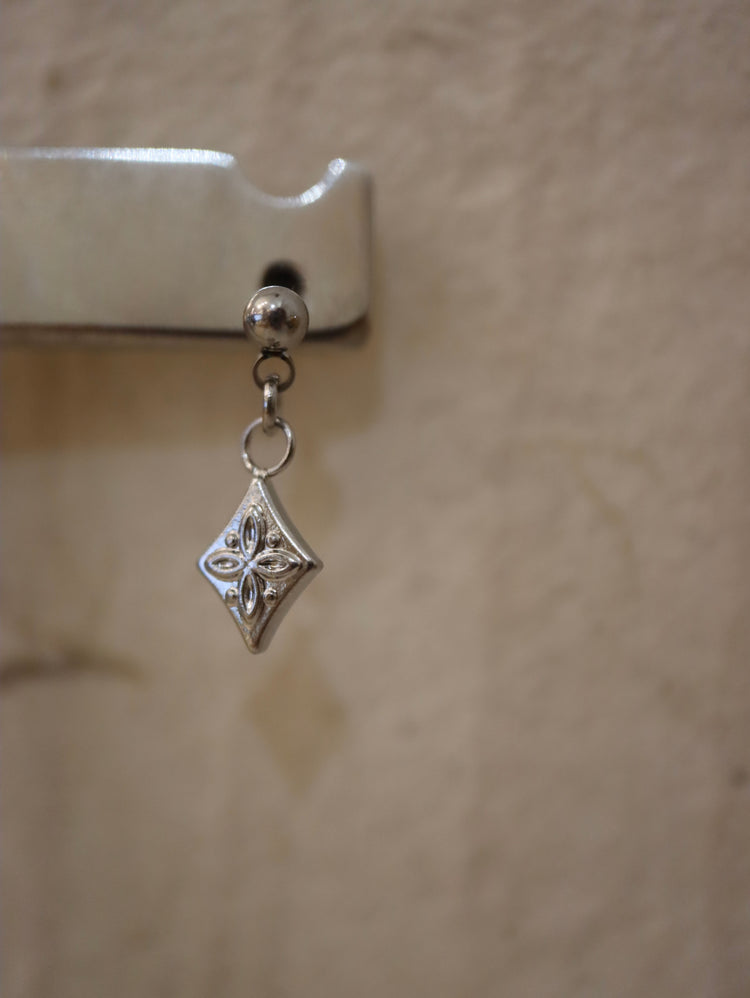 Drop dangling surgical steel stud earring (1pc)