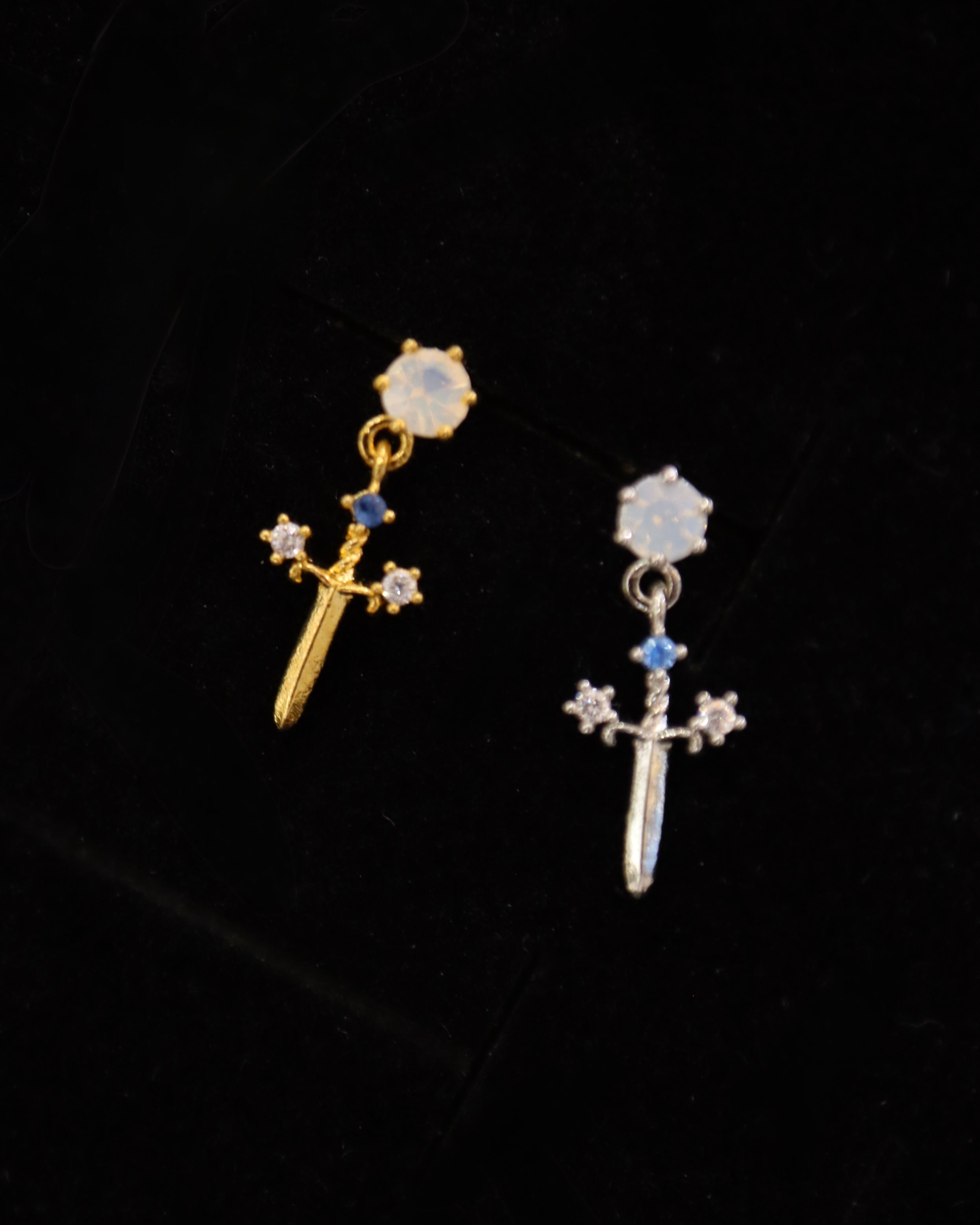 Dangling Sword Charm Stud Surgical Steel Piercing Earring (1pc)