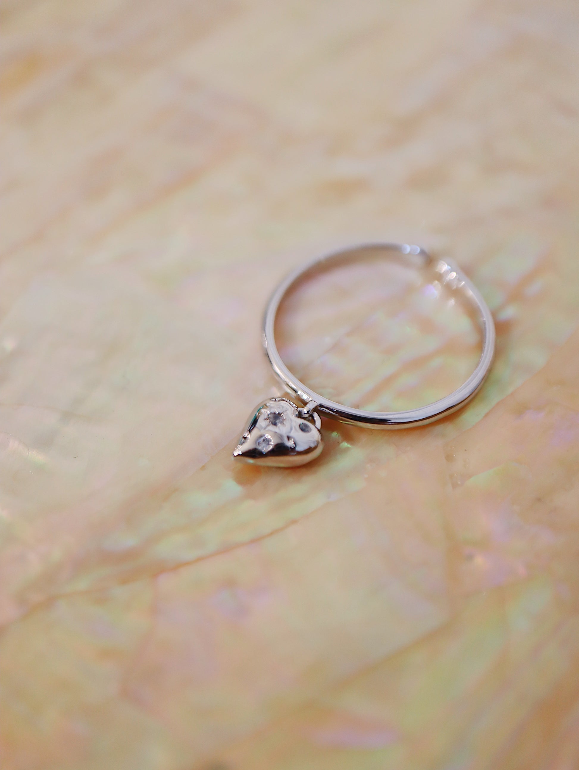 Drop cz heart open size ring