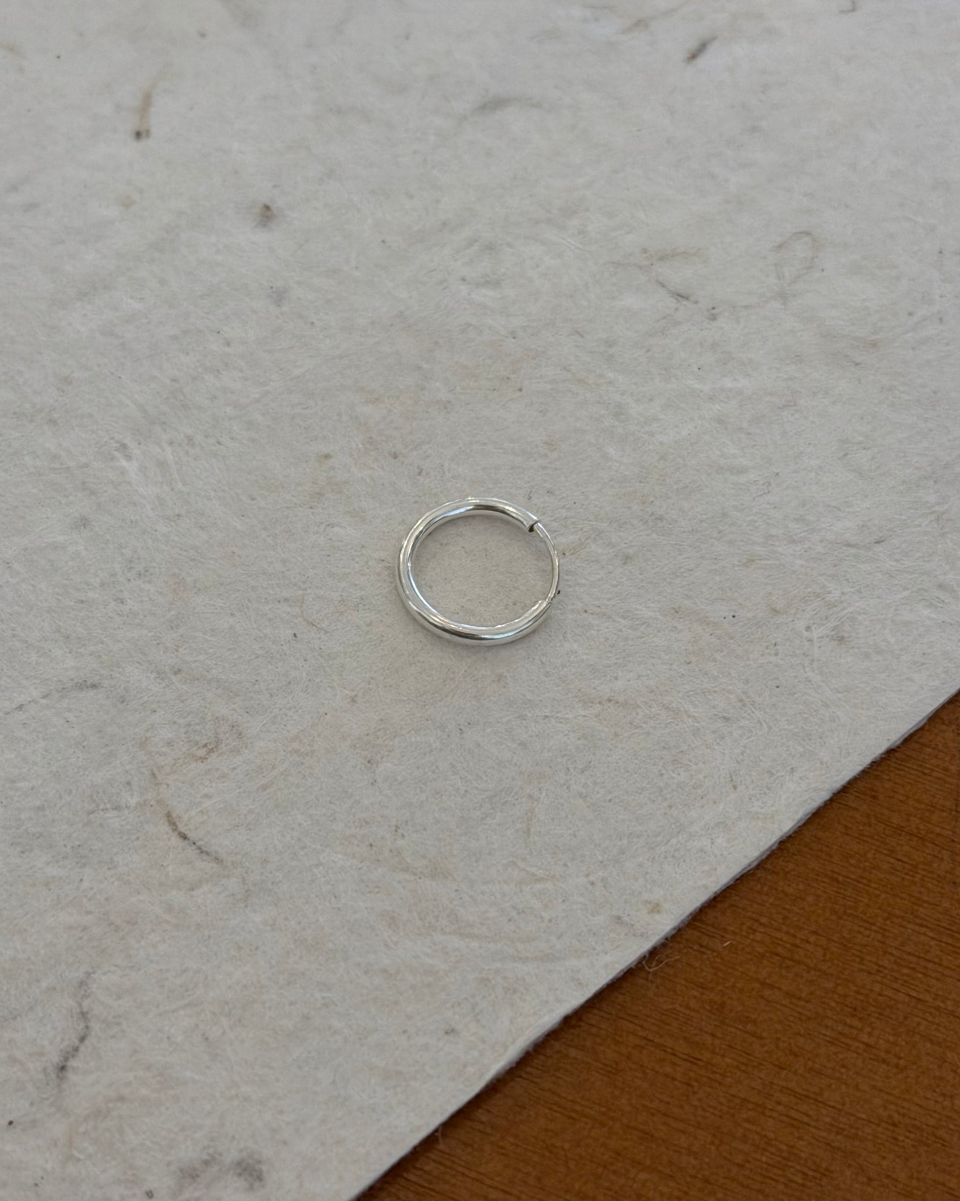 Twist lock hoop 925 earring