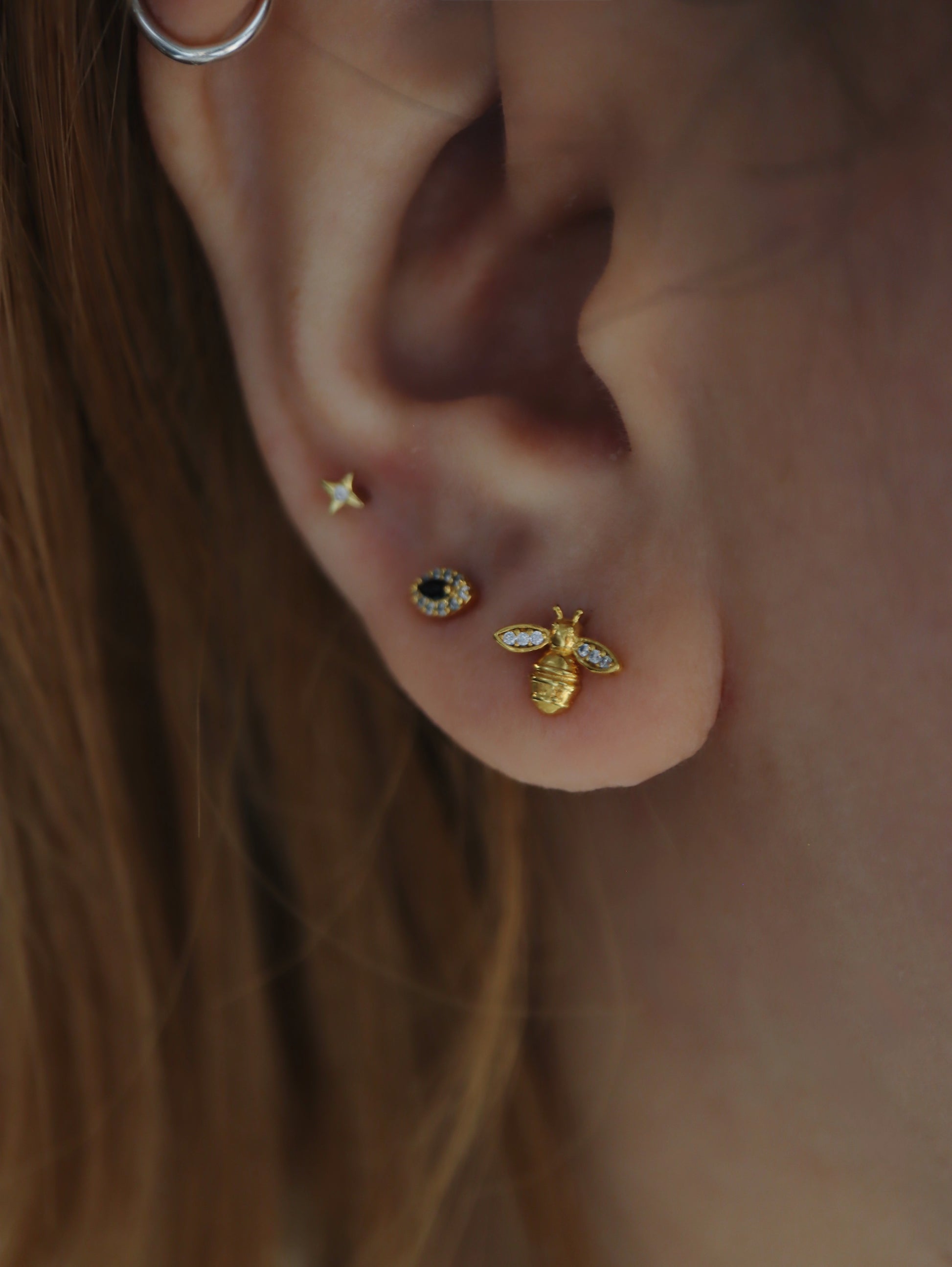 Bee stud cz s925 piercing (1pc)